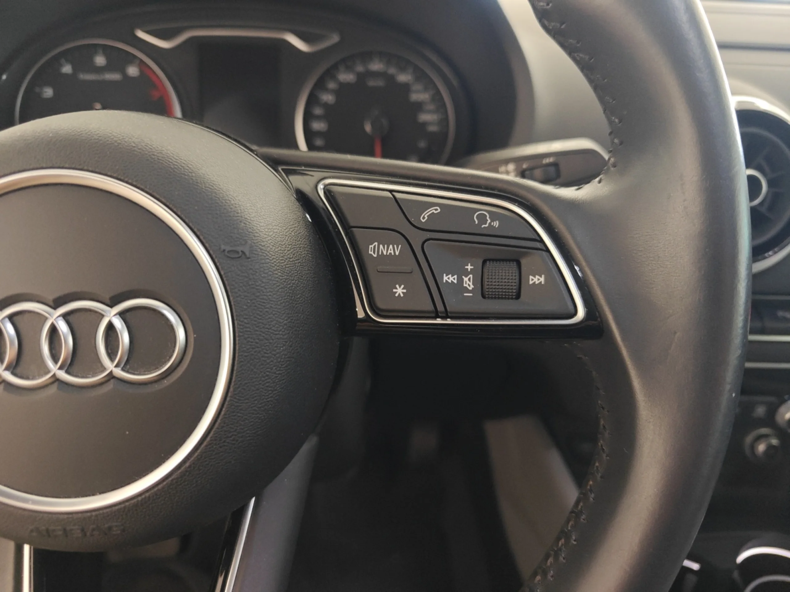 AUDI A3 DESIGN EDITION 2.0 TFSI SPORTBACK - Foto 13