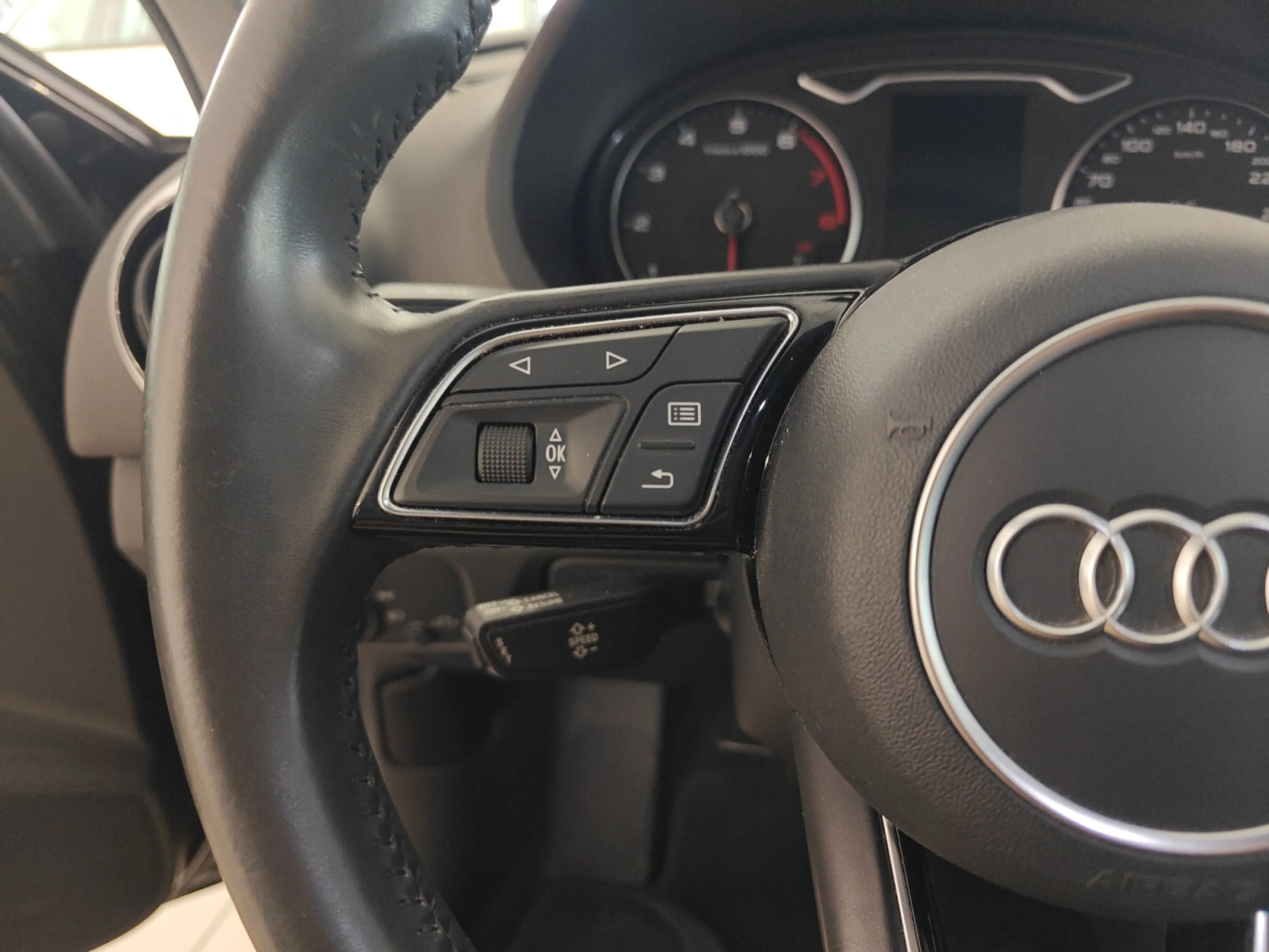 AUDI A3 DESIGN EDITION 2.0 TFSI SPORTBACK - Foto 14