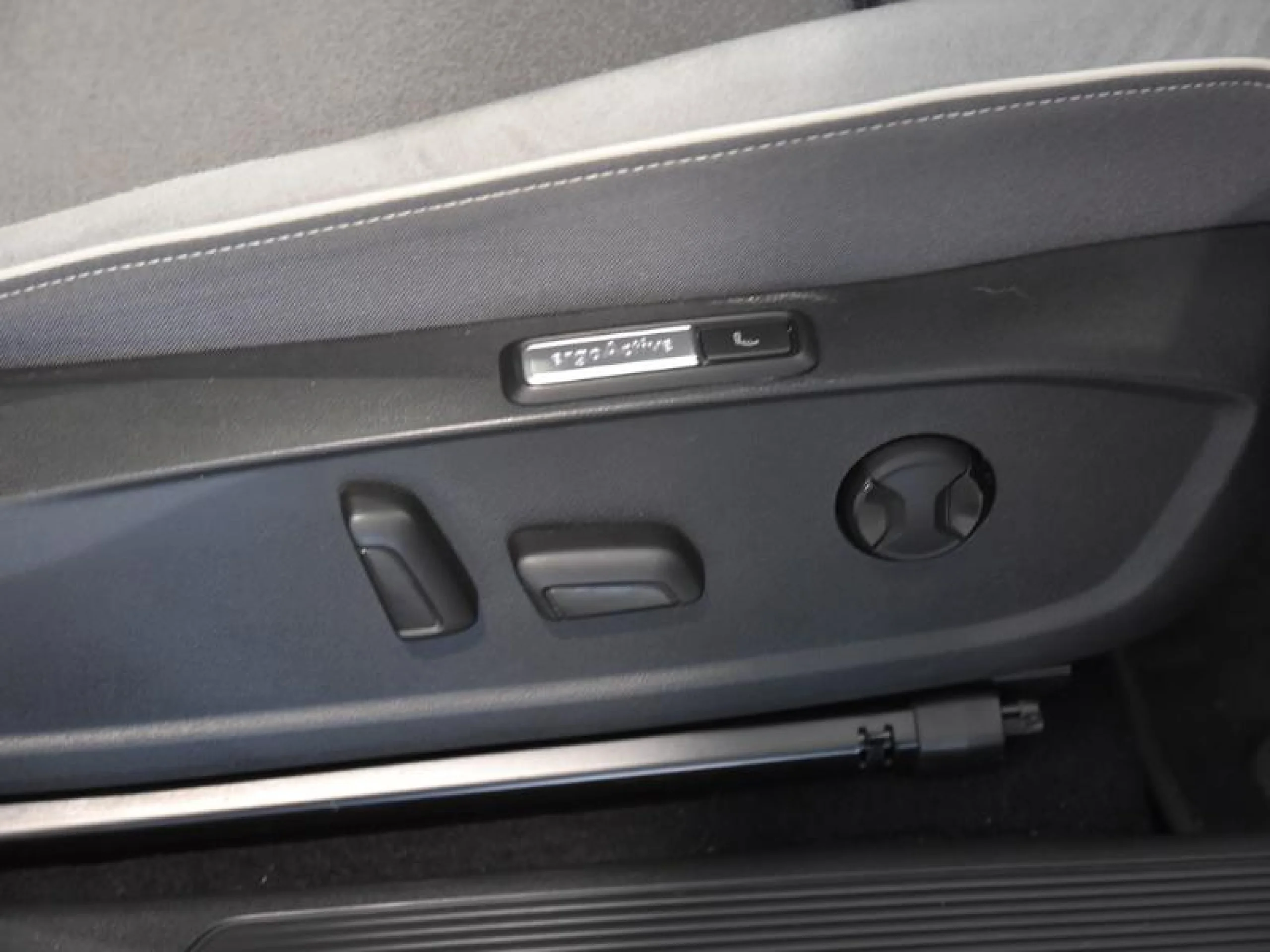 VOLKSWAGEN ID.3 1ST PLUS 150KW (205CV) AUTOMÁTICO 1 VEL. - Foto 9