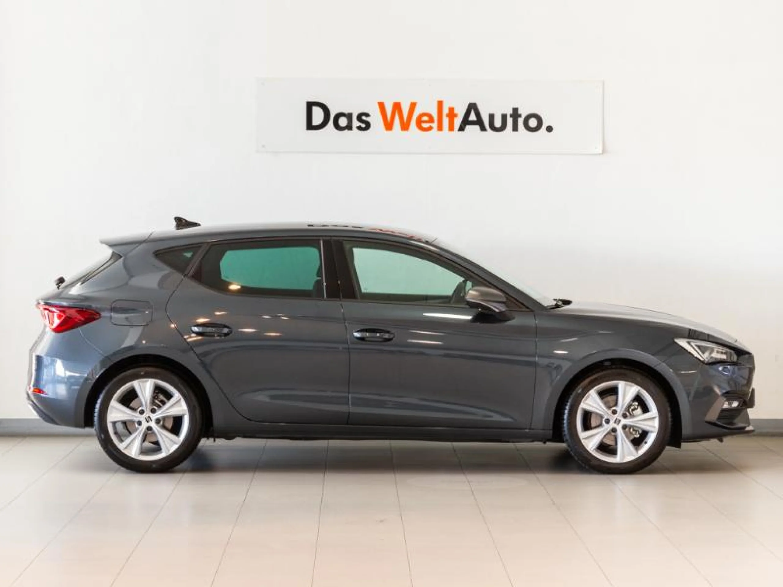 SEAT LEON 1.0 ETSI 81KW DSG 7 S&S FR XM - Foto 3