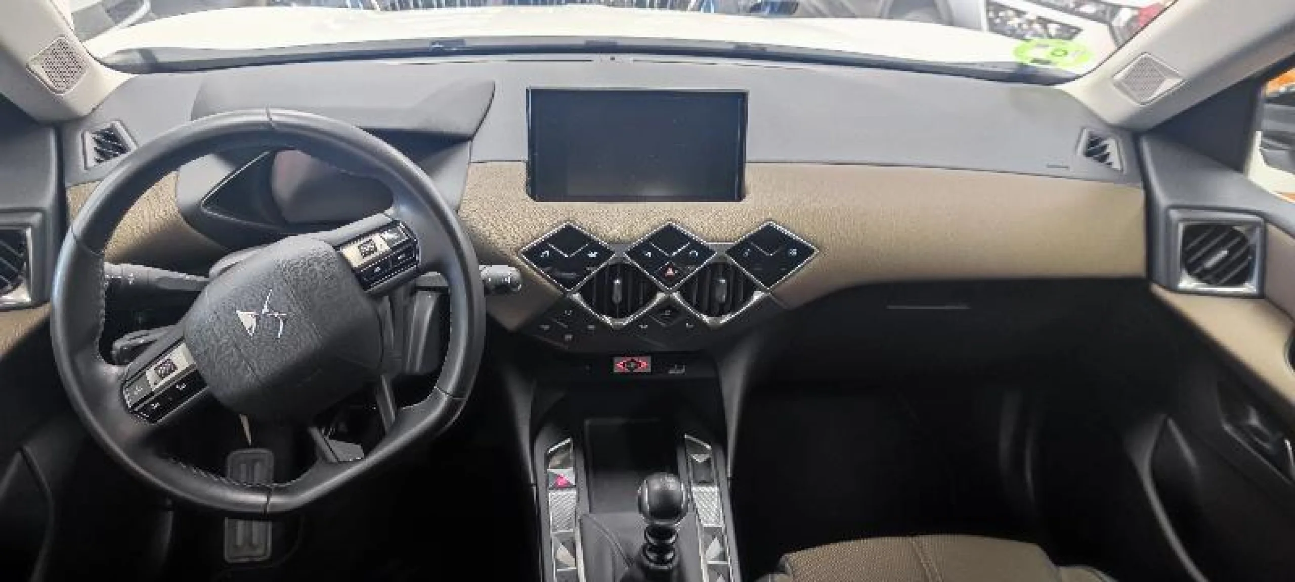 DS DS 3 CROSSBACK PURETECH 73 KW MANUAL CHIC - Foto 8