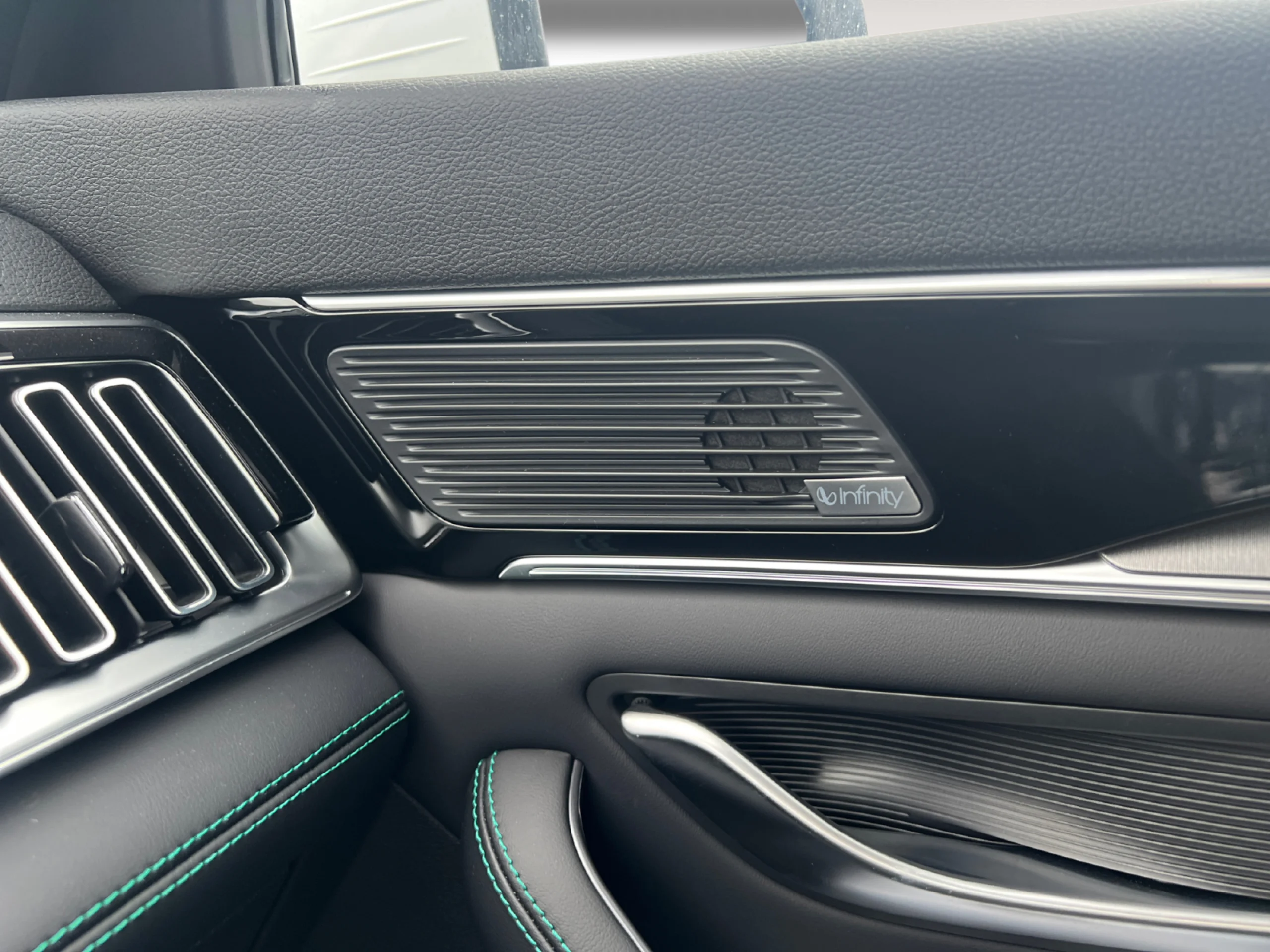 BYD SEAL U 1.5 DM I DESIGN - Foto 14