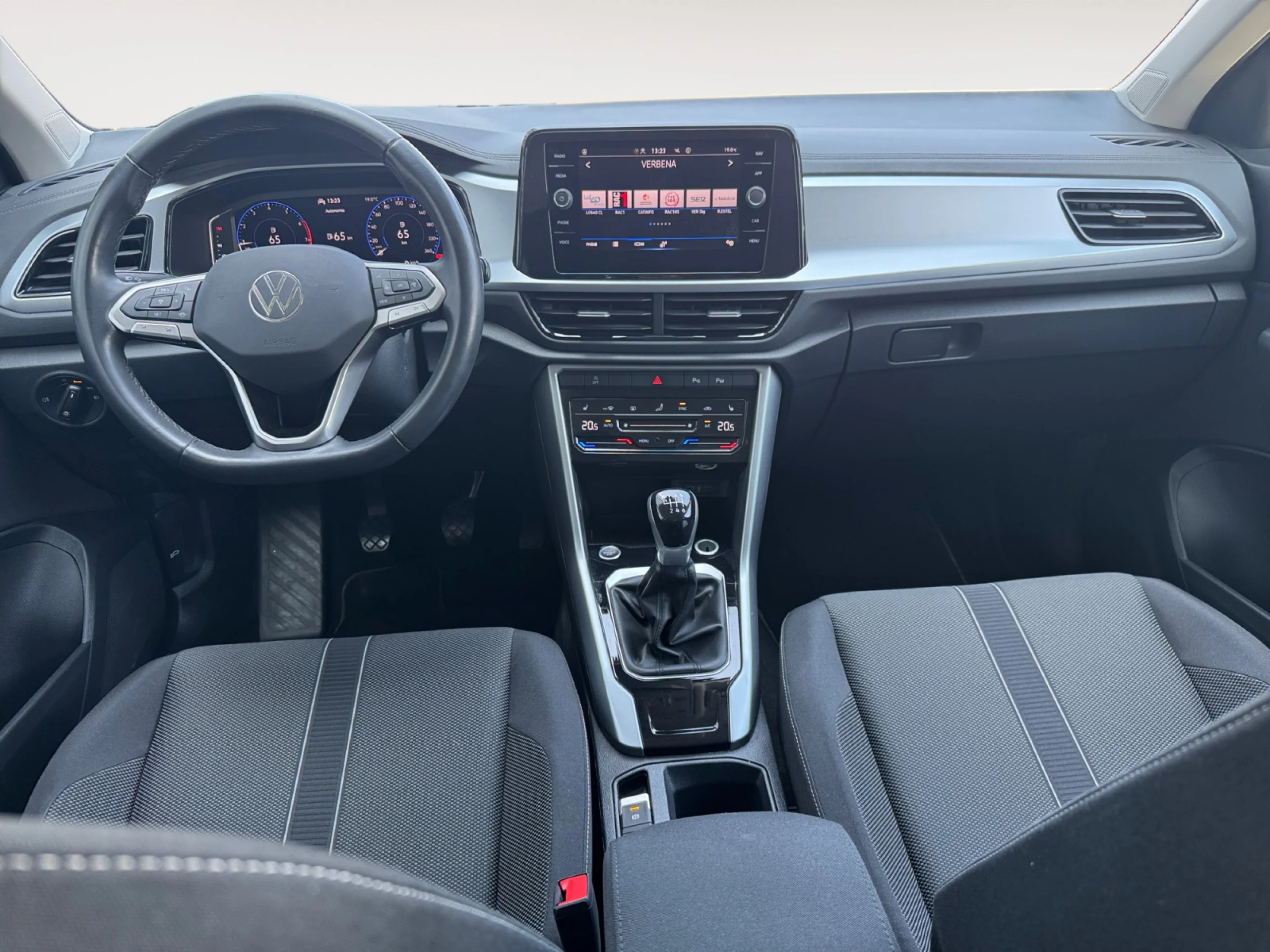 VOLKSWAGEN T ROC LIFE 1.0 TSI 81KW (110CV) - Foto 4