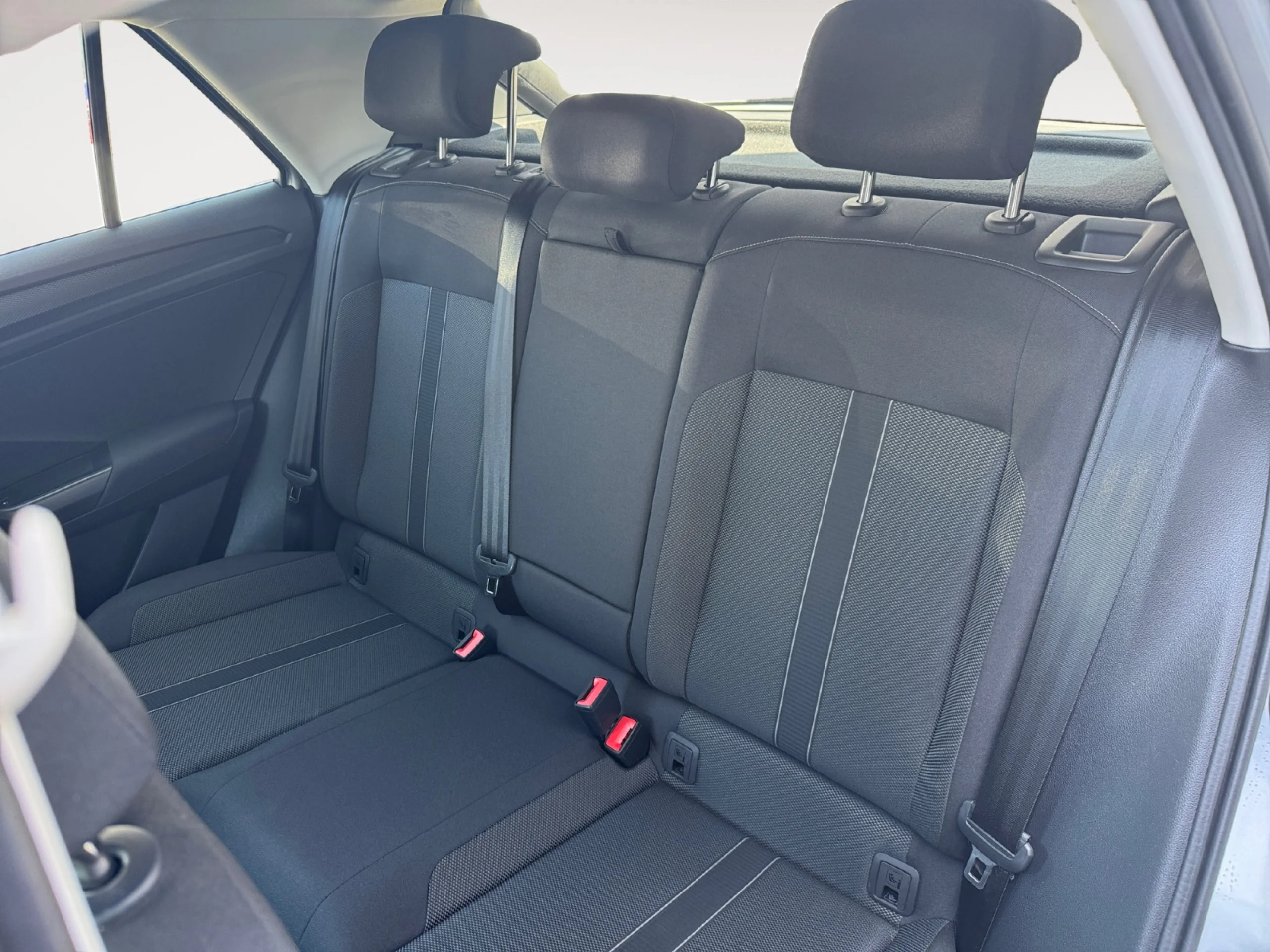 VOLKSWAGEN T ROC LIFE 1.0 TSI 81KW (110CV) - Foto 6