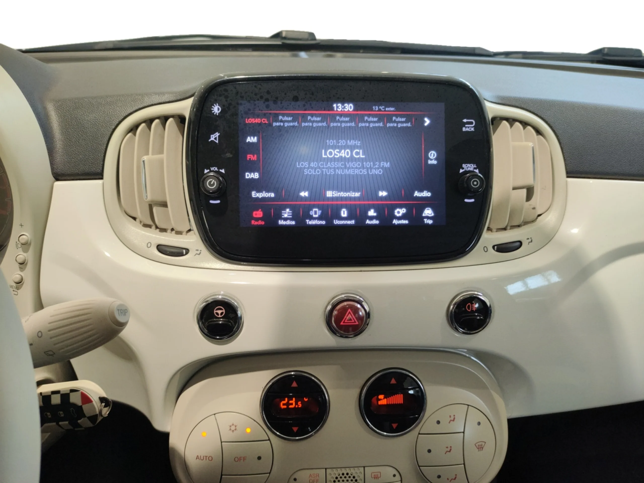 FIAT 500 DOLCEVITA 1.0 HYBRID 51KW (70 CV) - Foto 8