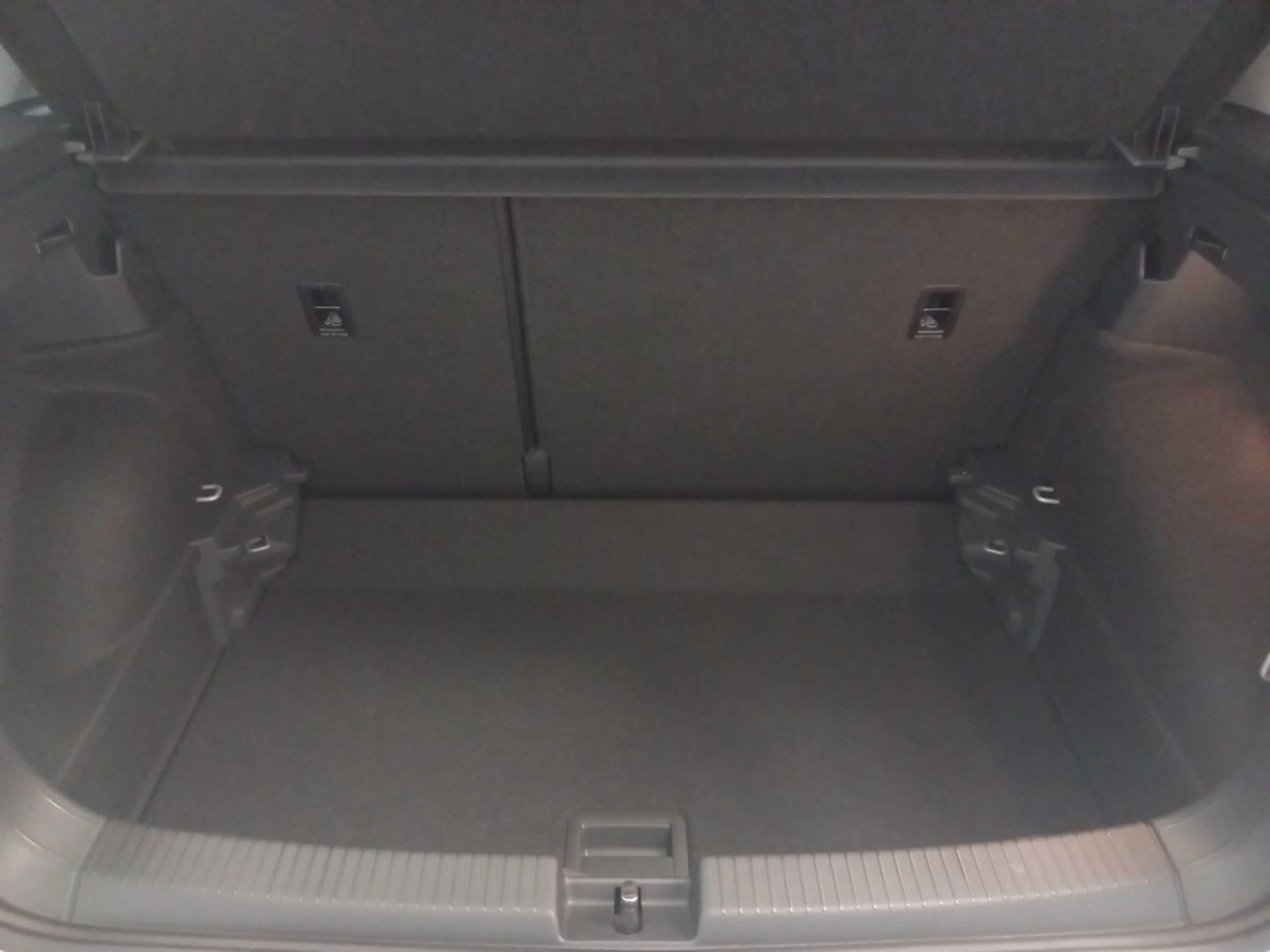 VOLKSWAGEN T CROSS R LINE 1.0 TSI 85KW (116CV) DSG - Foto 7