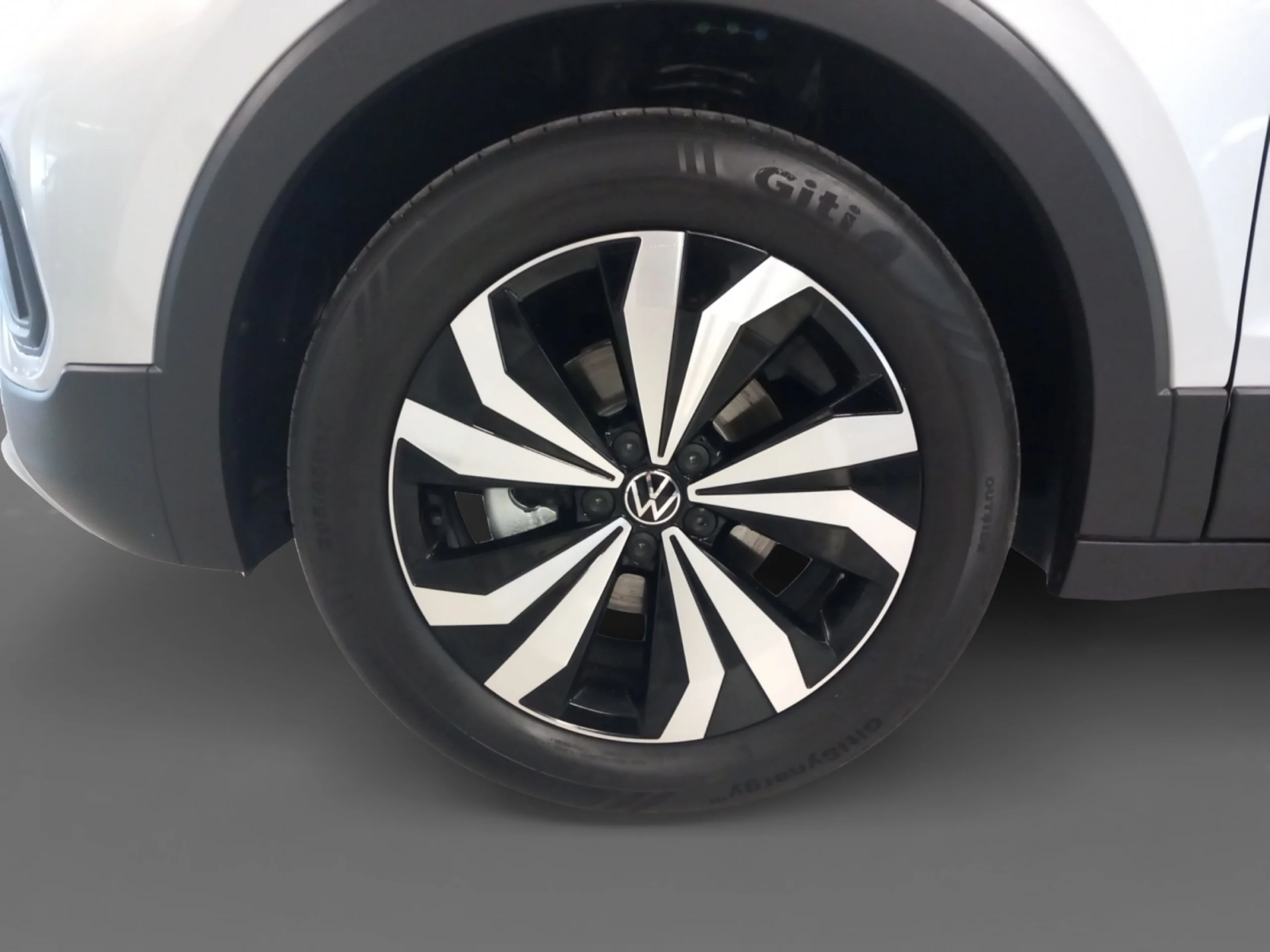 VOLKSWAGEN T CROSS R LINE 1.0 TSI 85KW (116CV) DSG - Foto 8