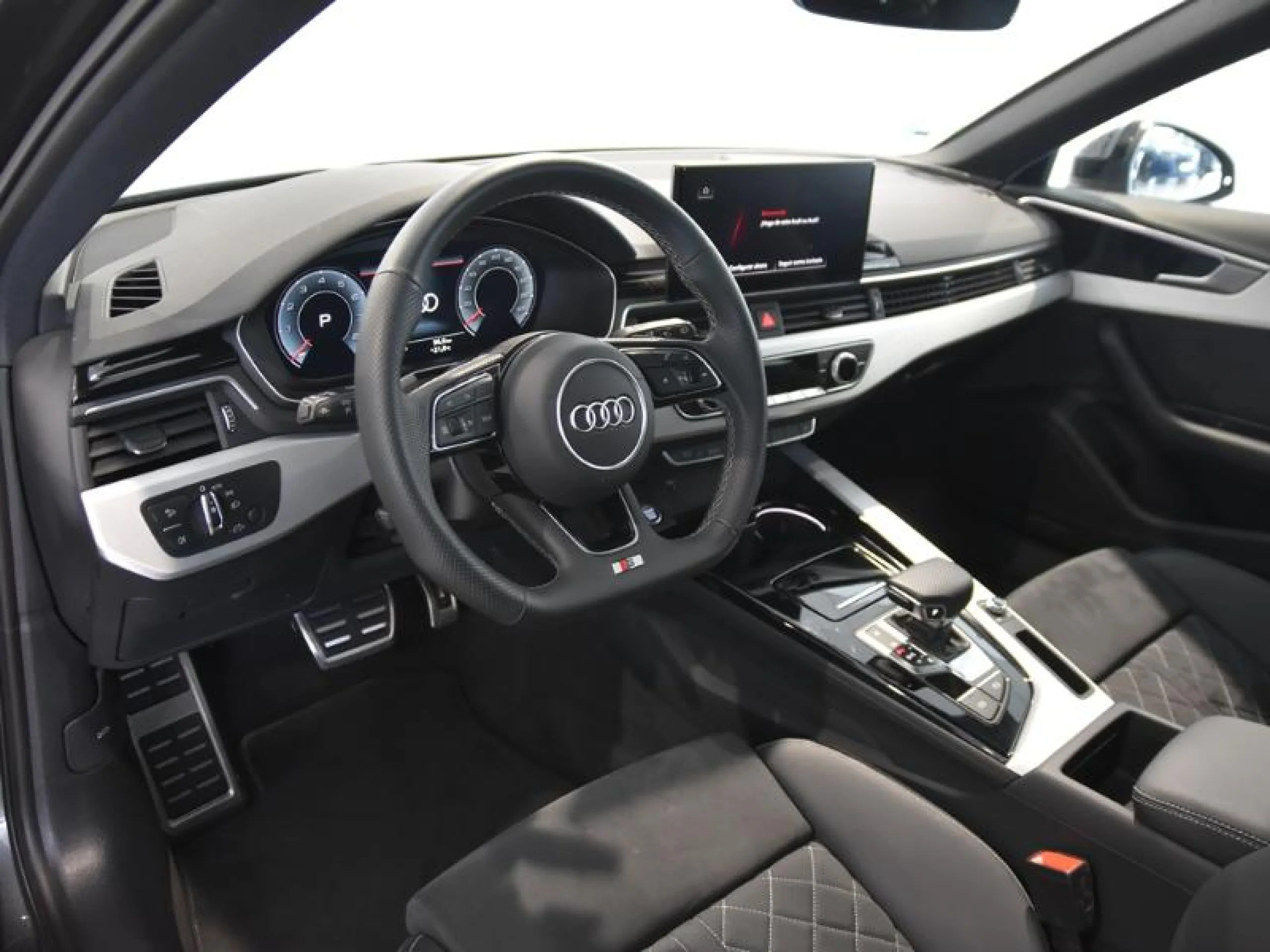 AUDI A4 AVANT BLACK LINE 35 TFSI 110KW S TRONIC - Foto 12