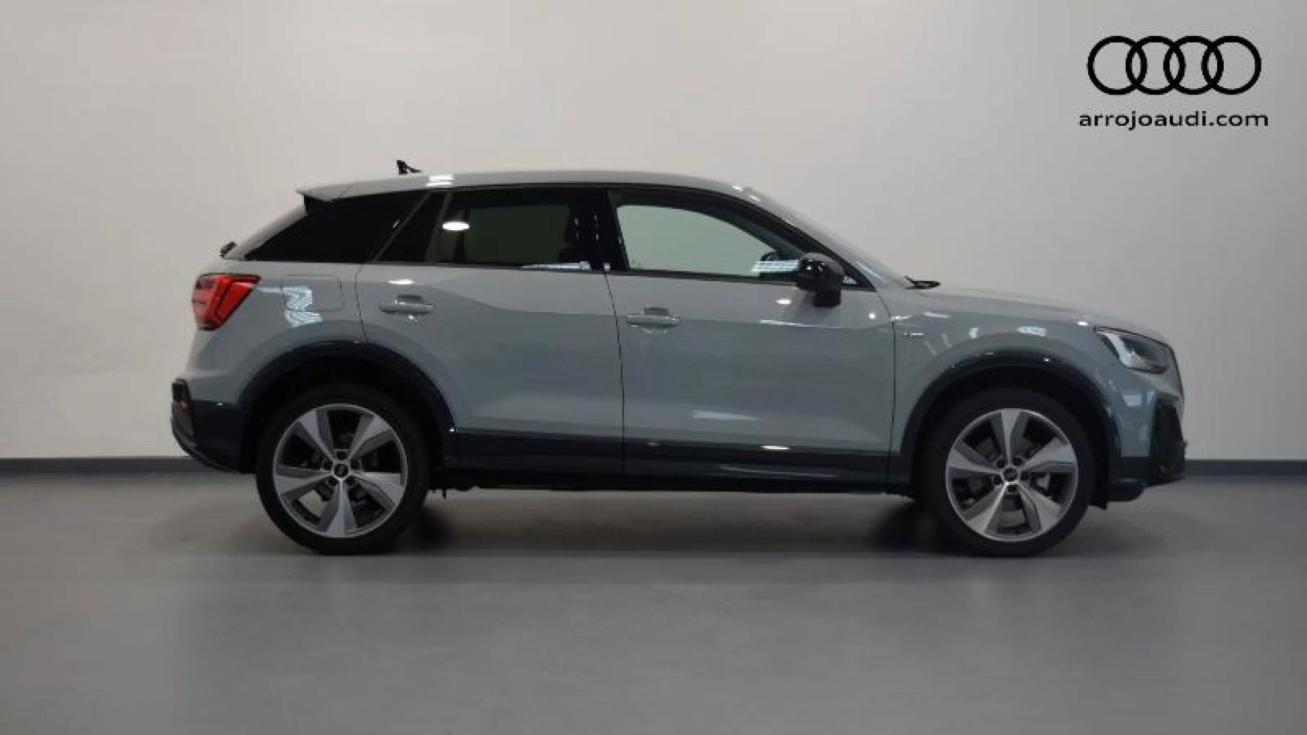 AUDI Q2 BLACK LINE 35 TFSI 110KW S TRONIC - Foto 3
