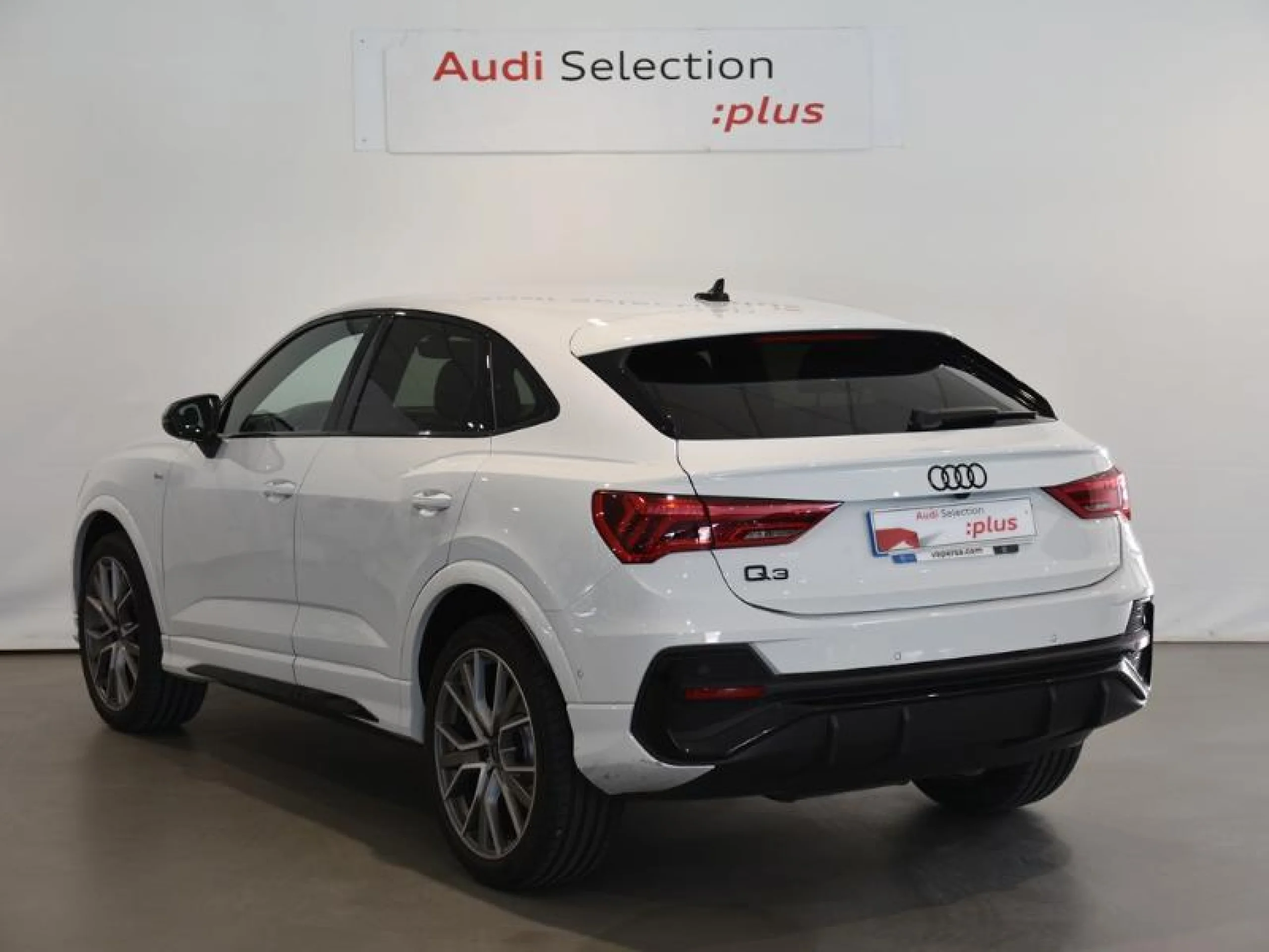 AUDI Q3 Q3 SPORTBACK BLACK LIMITED 35 TDI  110(150) KW(CV) S TRONIC - Foto 2