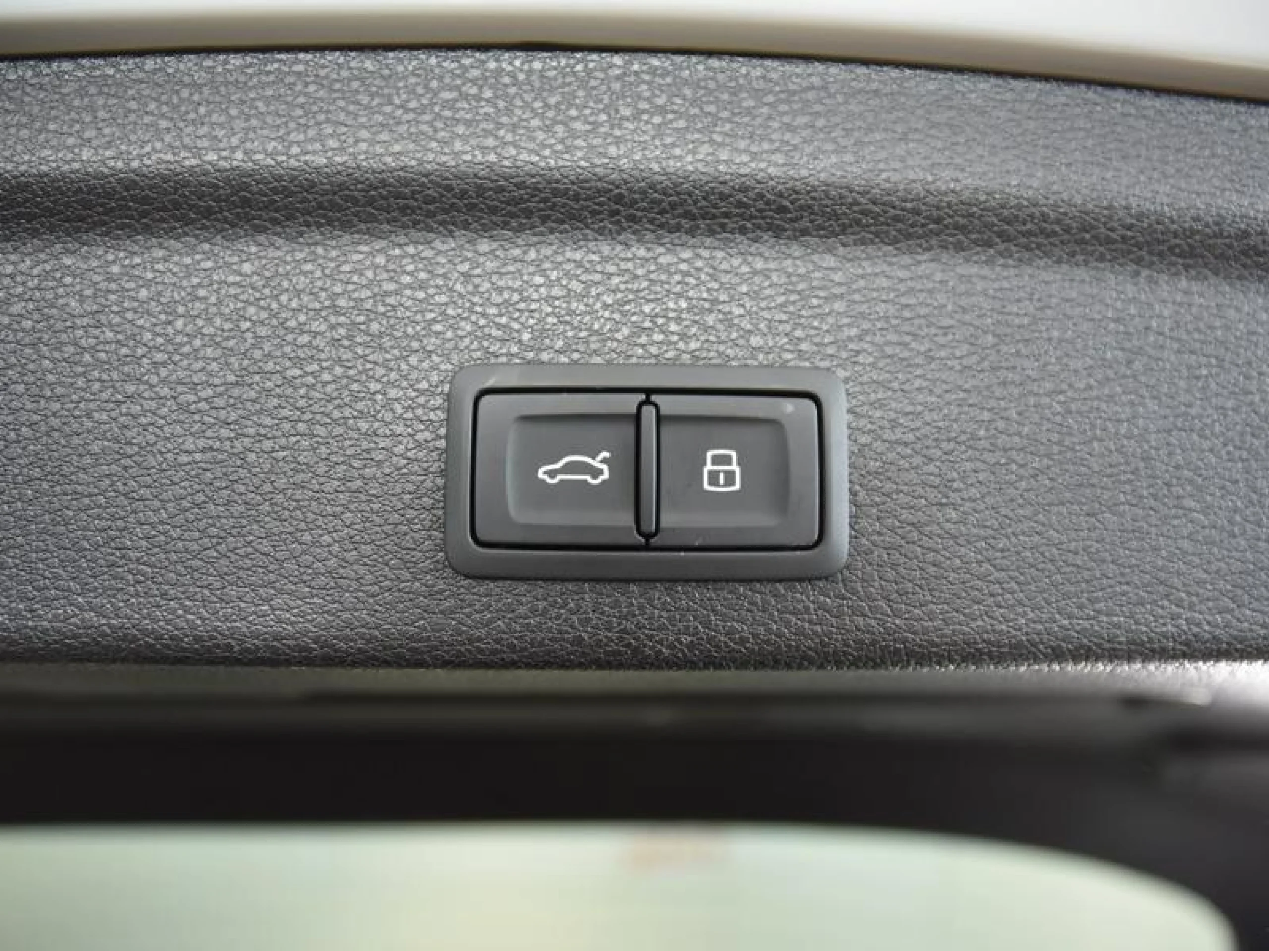 AUDI Q3 Q3 SPORTBACK BLACK LIMITED 35 TDI  110(150) KW(CV) S TRONIC - Foto 9