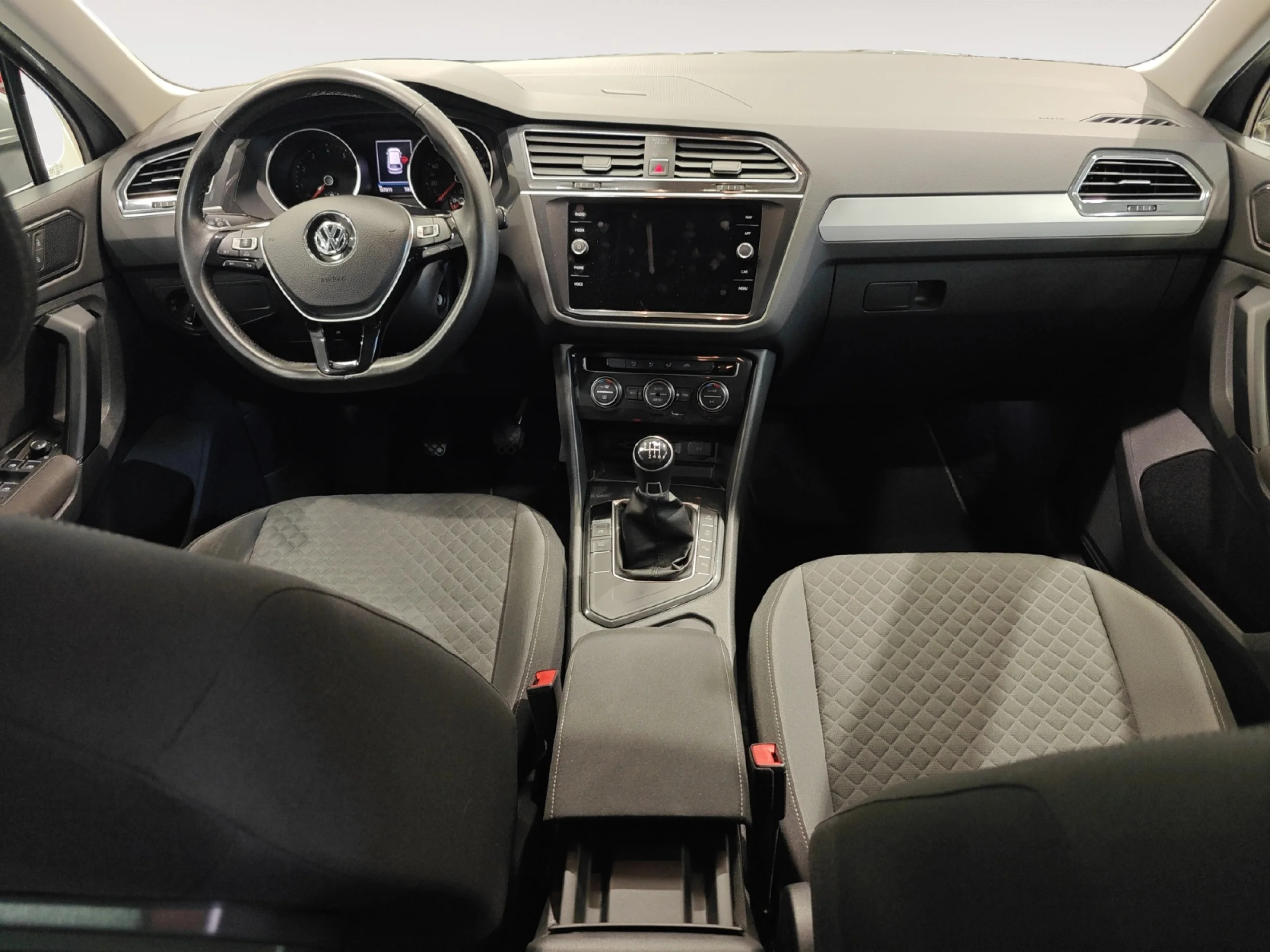 VOLKSWAGEN TIGUAN ADVANCE 1.4 ACT TSI 110KW (150CV) - Foto 4