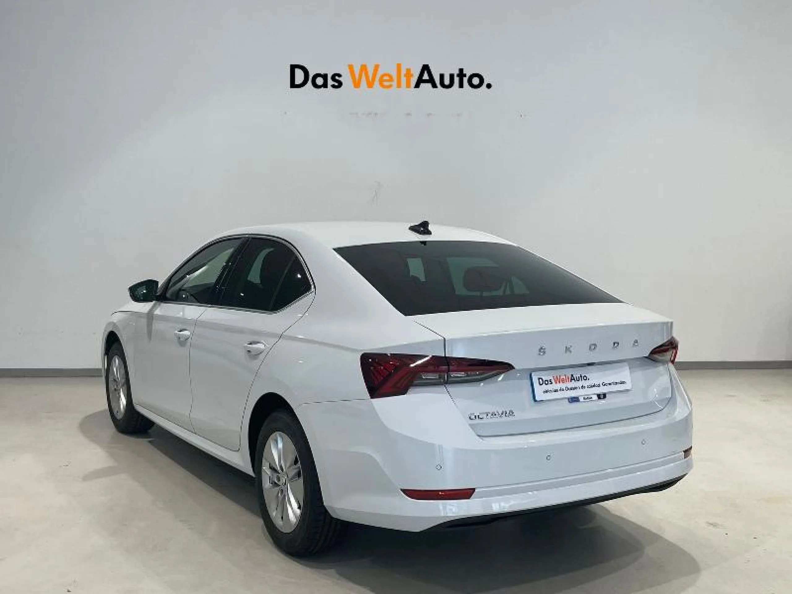 SKODA OCTAVIA 2.0 TDI 110KW (150CV) MANUAL AMBITION - Foto 2