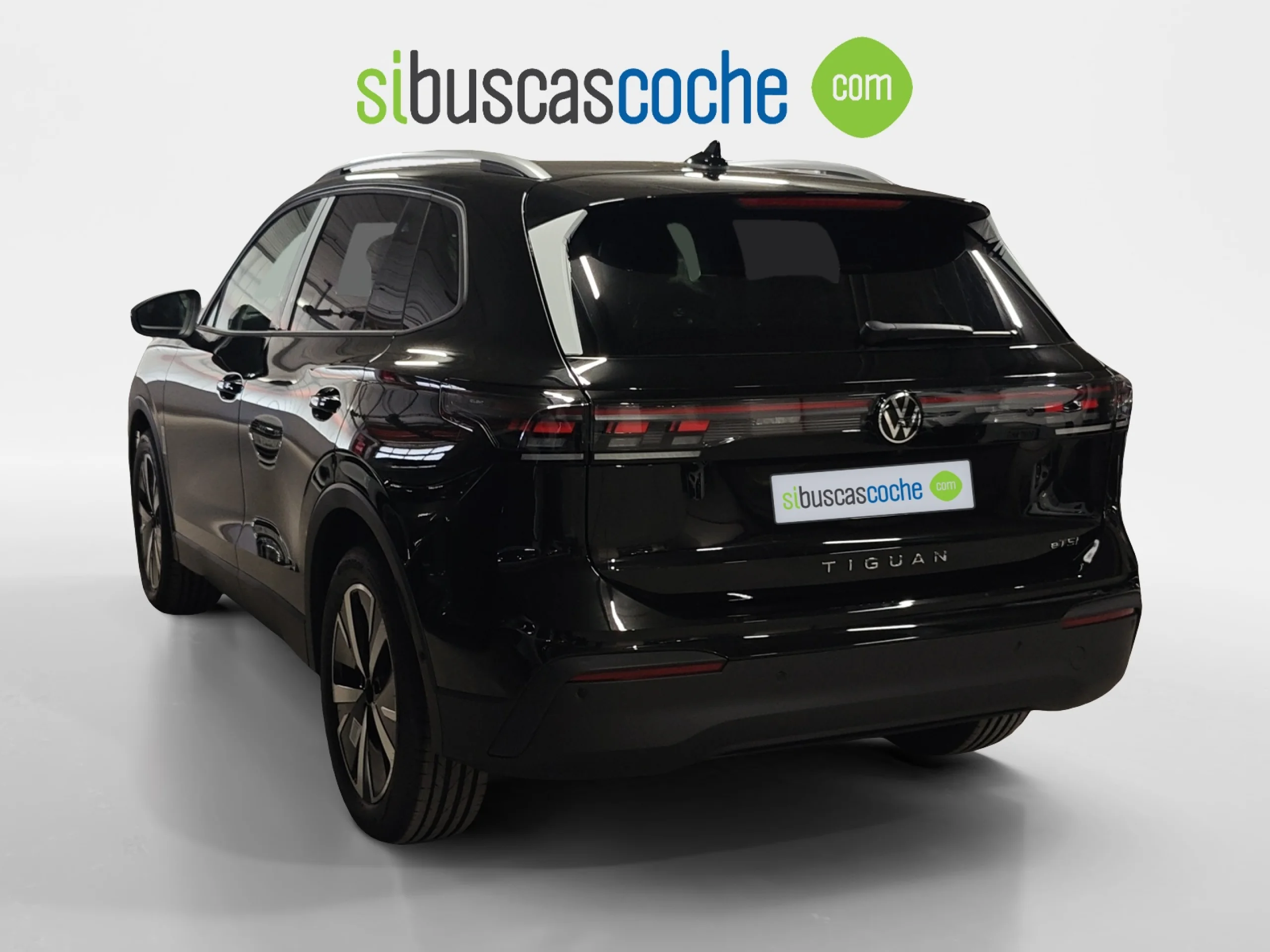 VOLKSWAGEN TIGUAN ··MÁS·· 1.5 ETSI 110KW (150CV) DSG - Foto 2