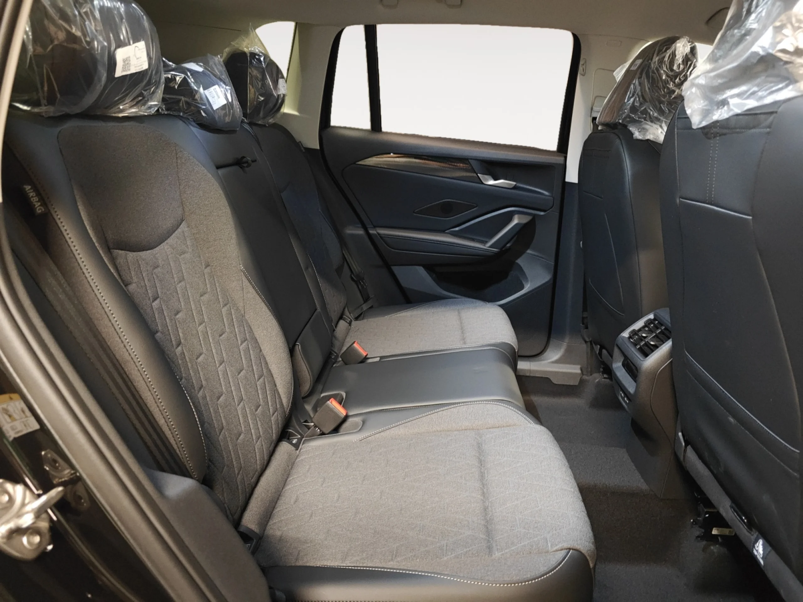 VOLKSWAGEN TIGUAN ··MÁS·· 1.5 TSI EHYBRID 150KW (204CV) DSG - Foto 6