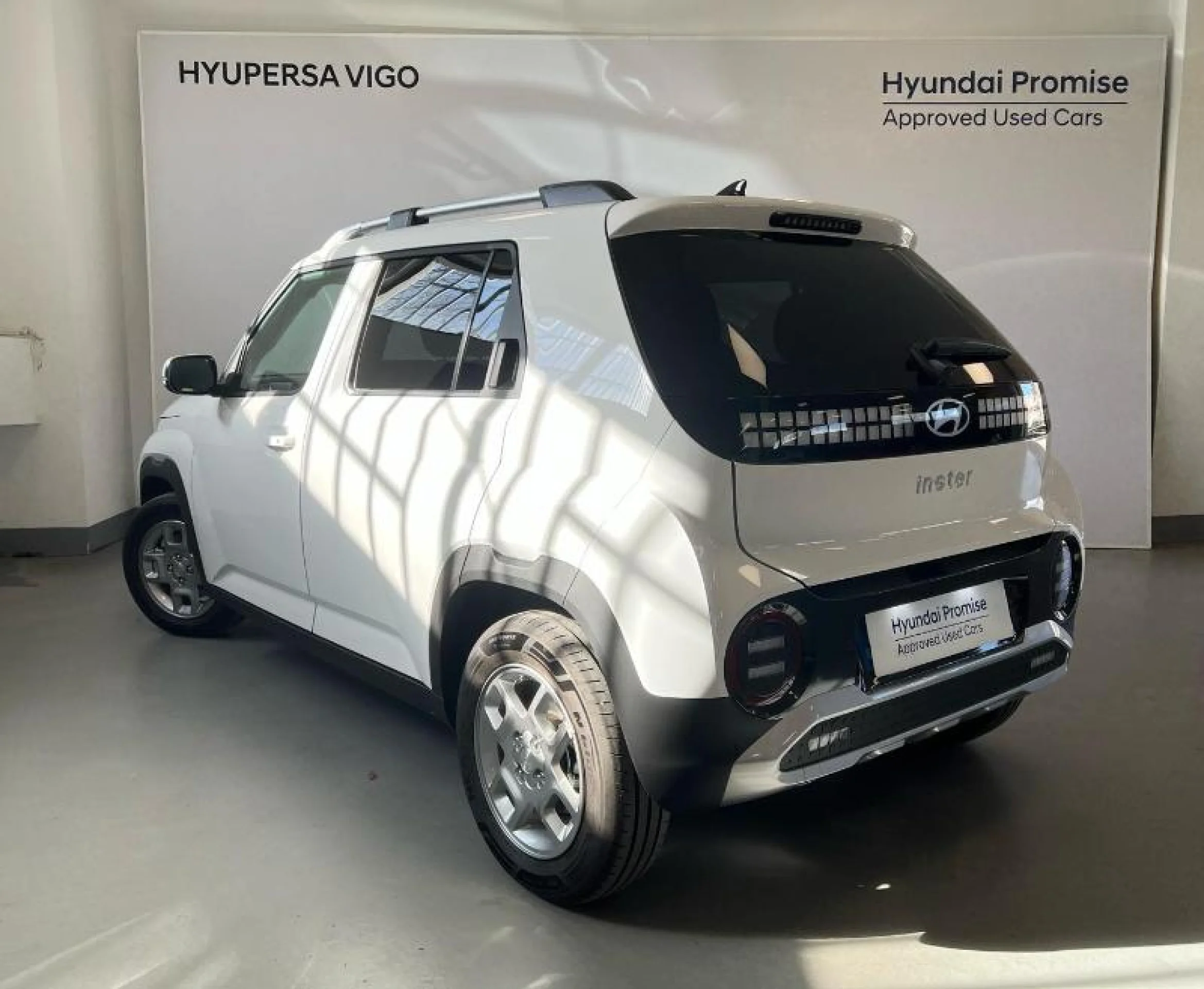HYUNDAI INSTER INSTER EV  115CV 49KWH MAXX - Foto 4