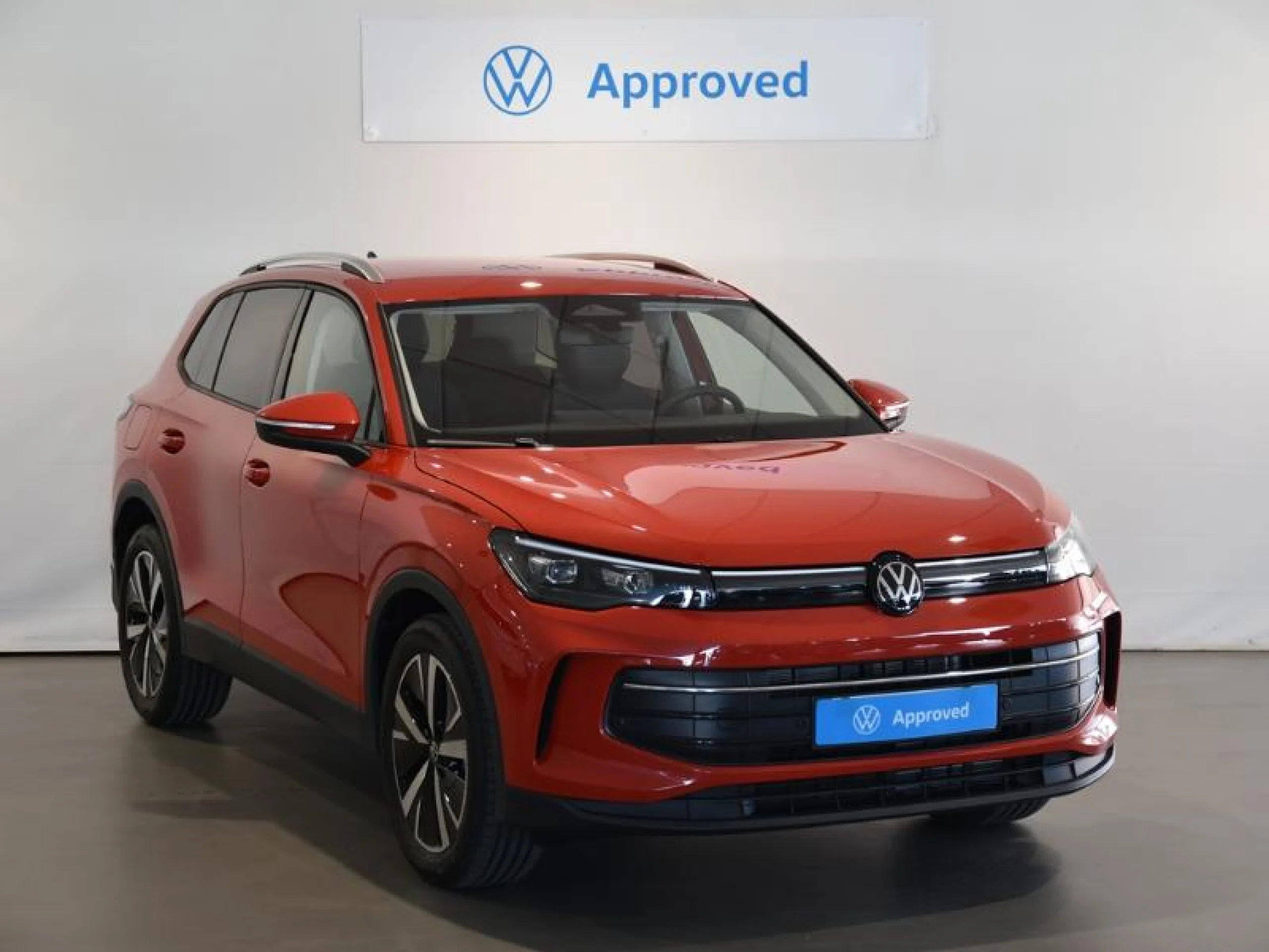 VOLKSWAGEN TIGUAN TIGUAN MÁS CLASSIC  1.5 ETSI 110 KW (150 CV)  AUTOMÁTICO DSG 7 VEL. - Foto 1