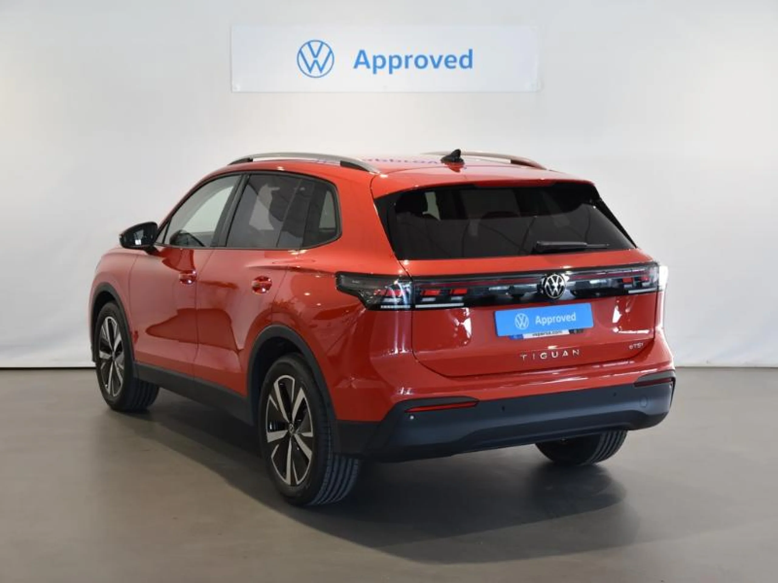 VOLKSWAGEN TIGUAN TIGUAN MÁS CLASSIC  1.5 ETSI 110 KW (150 CV)  AUTOMÁTICO DSG 7 VEL. - Foto 2