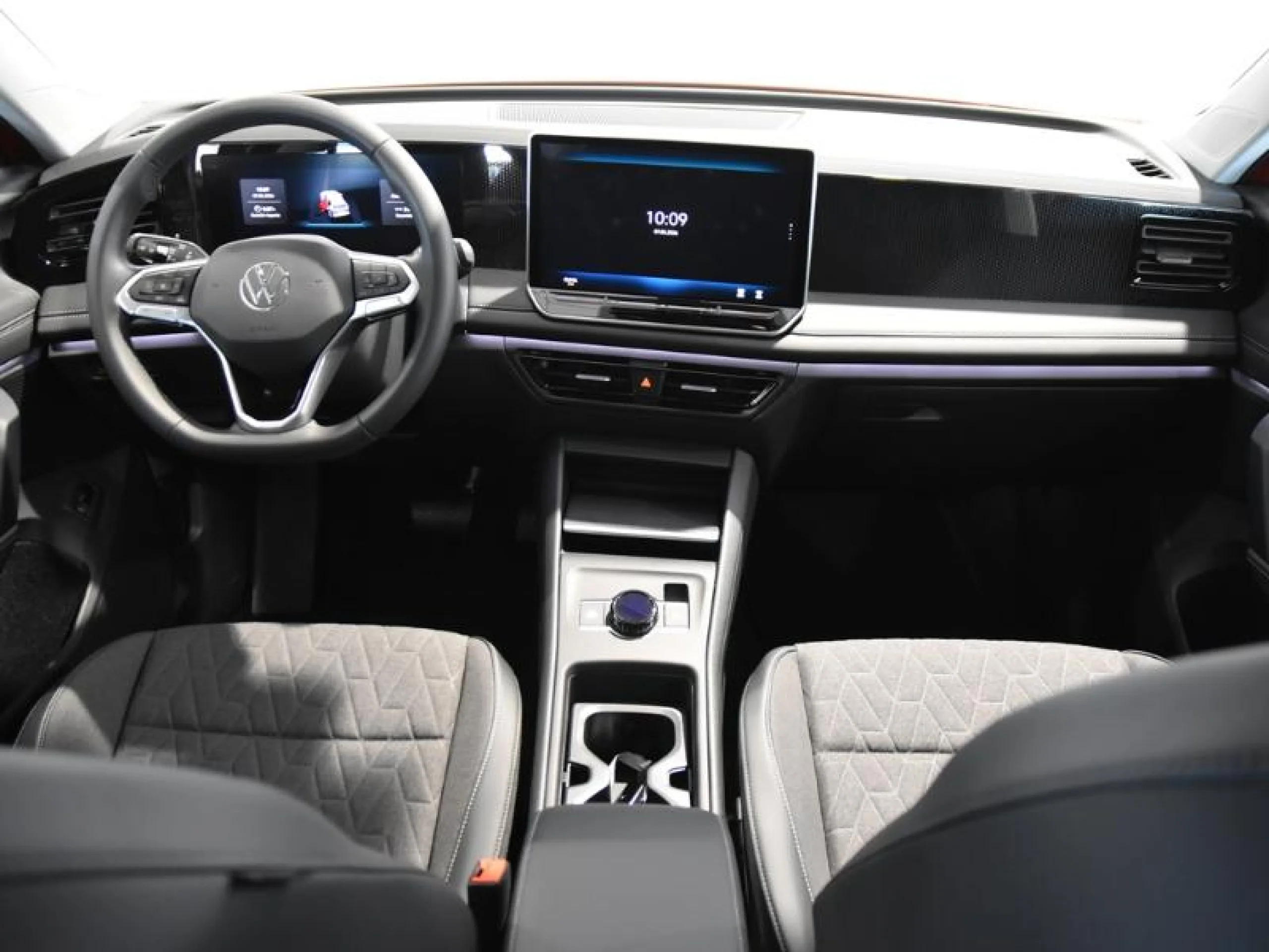 VOLKSWAGEN TIGUAN TIGUAN MÁS CLASSIC  1.5 ETSI 110 KW (150 CV)  AUTOMÁTICO DSG 7 VEL. - Foto 4