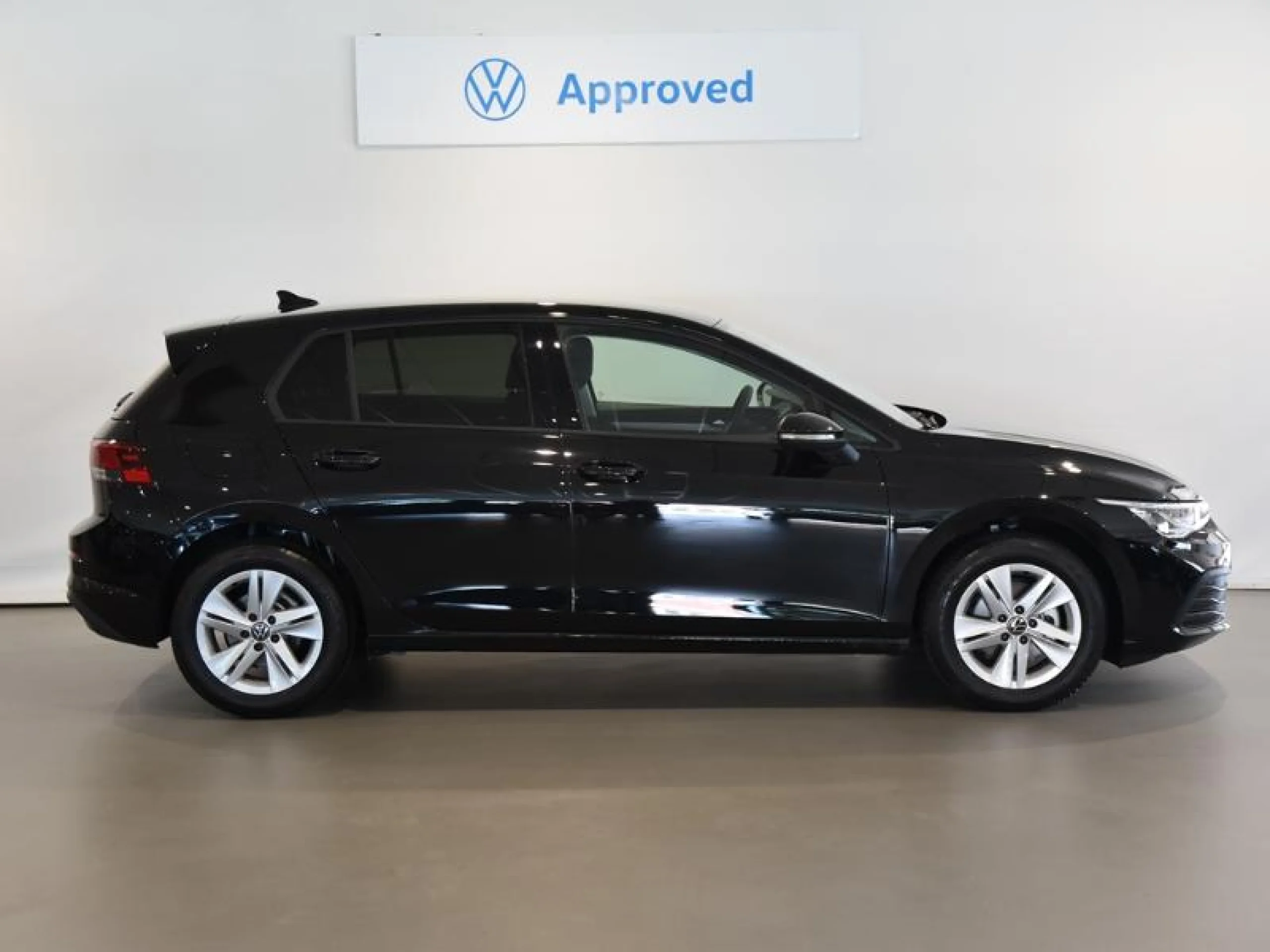 VOLKSWAGEN GOLF LIFE 2.0 TDI 85KW (115CV) - Foto 3