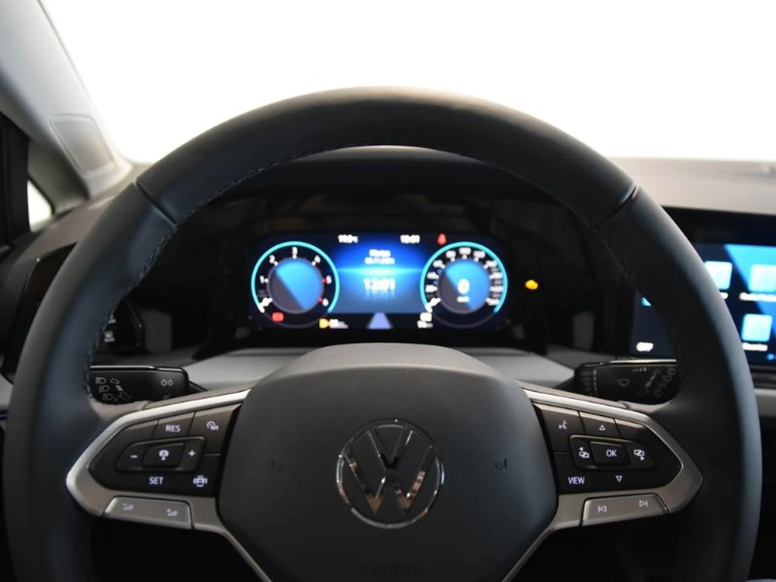 VOLKSWAGEN GOLF LIFE 2.0 TDI 85KW (115CV) - Foto 12