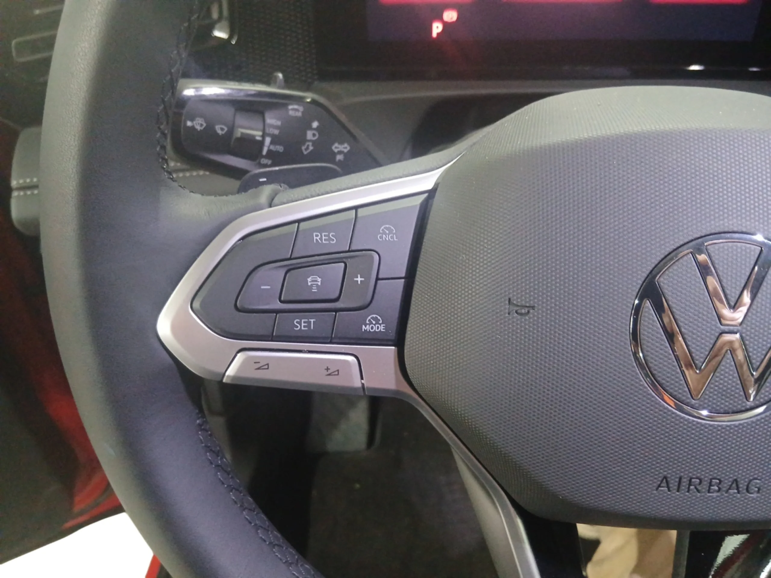 VOLKSWAGEN TIGUAN TIGUAN MÁS 1.5 TSI EHYBRID 110 KW (150 CV) / 85 KW (115 CV)  AUTOMÁTICO DSG 6 VEL. - Foto 11