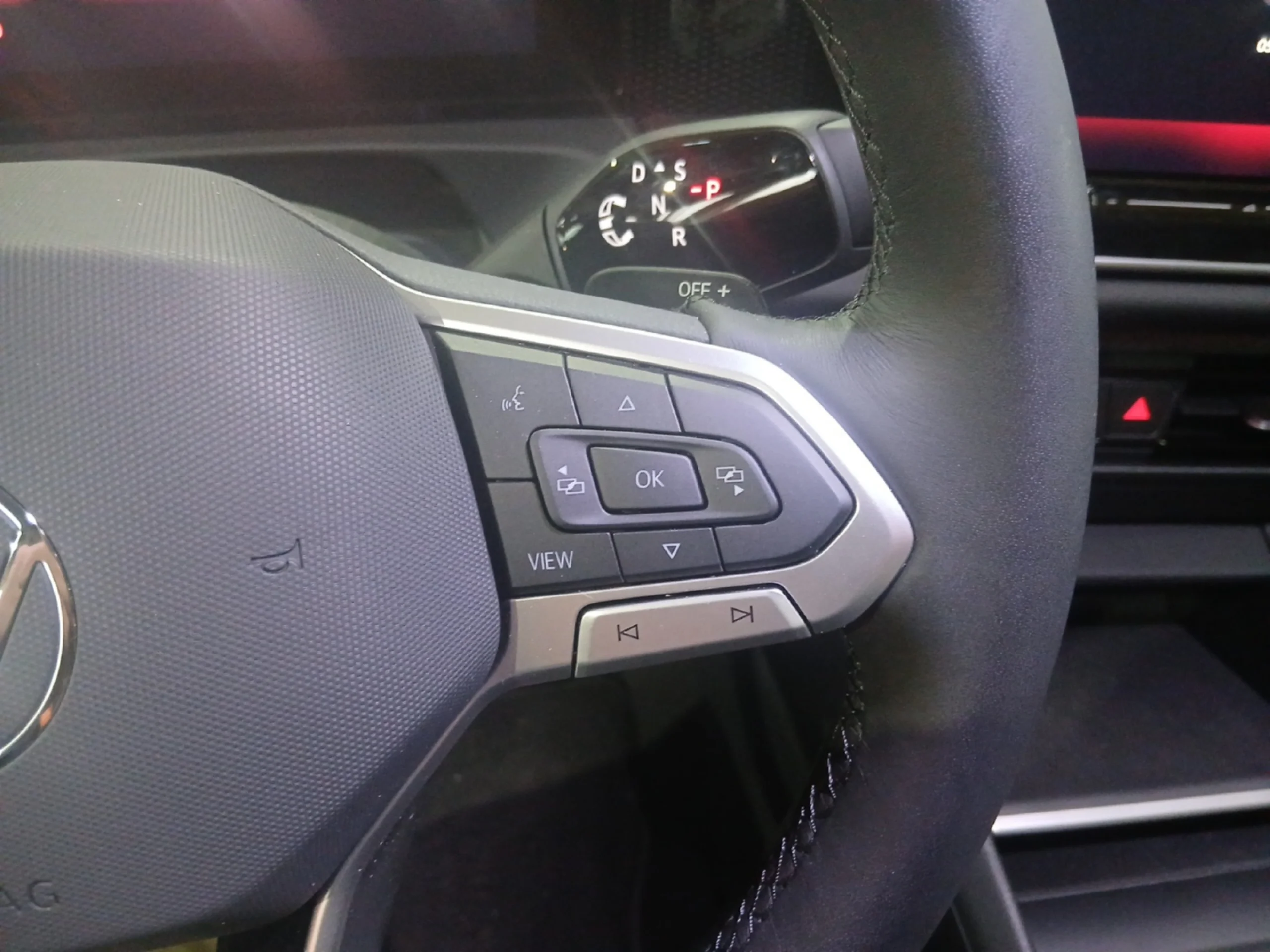 VOLKSWAGEN TIGUAN TIGUAN MÁS 1.5 TSI EHYBRID 110 KW (150 CV) / 85 KW (115 CV)  AUTOMÁTICO DSG 6 VEL. - Foto 10