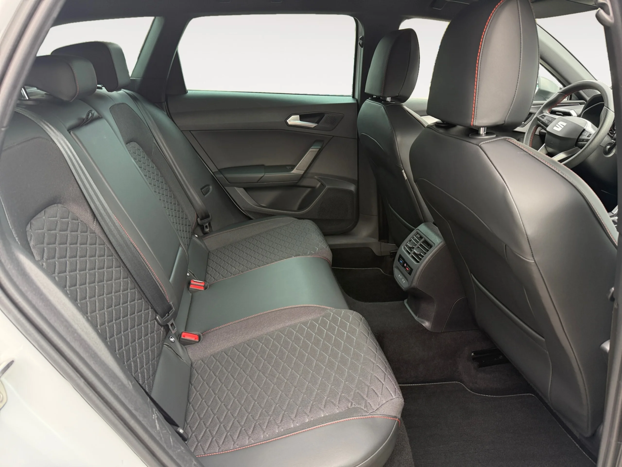 SEAT LEON SP 1.5 ETSI 110KW DSG S&S FR GO XL - Foto 6