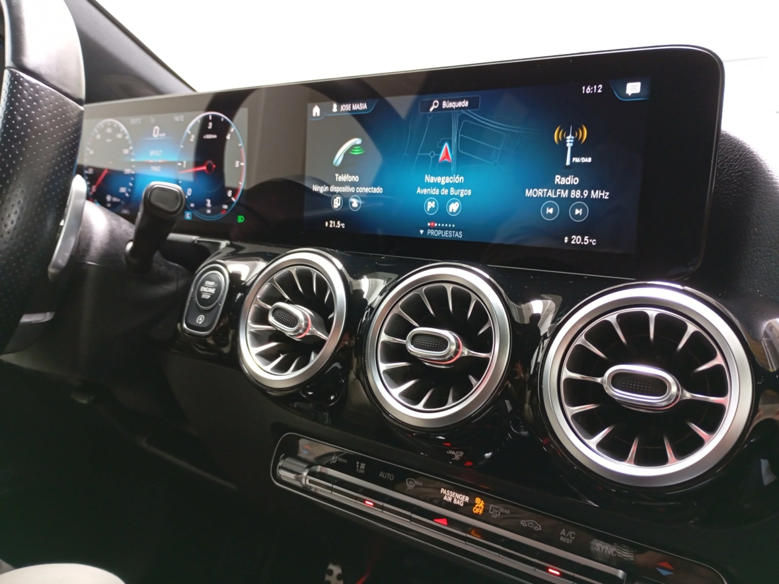 MERCEDES-BENZ GLA GLA 200 D - Foto 9