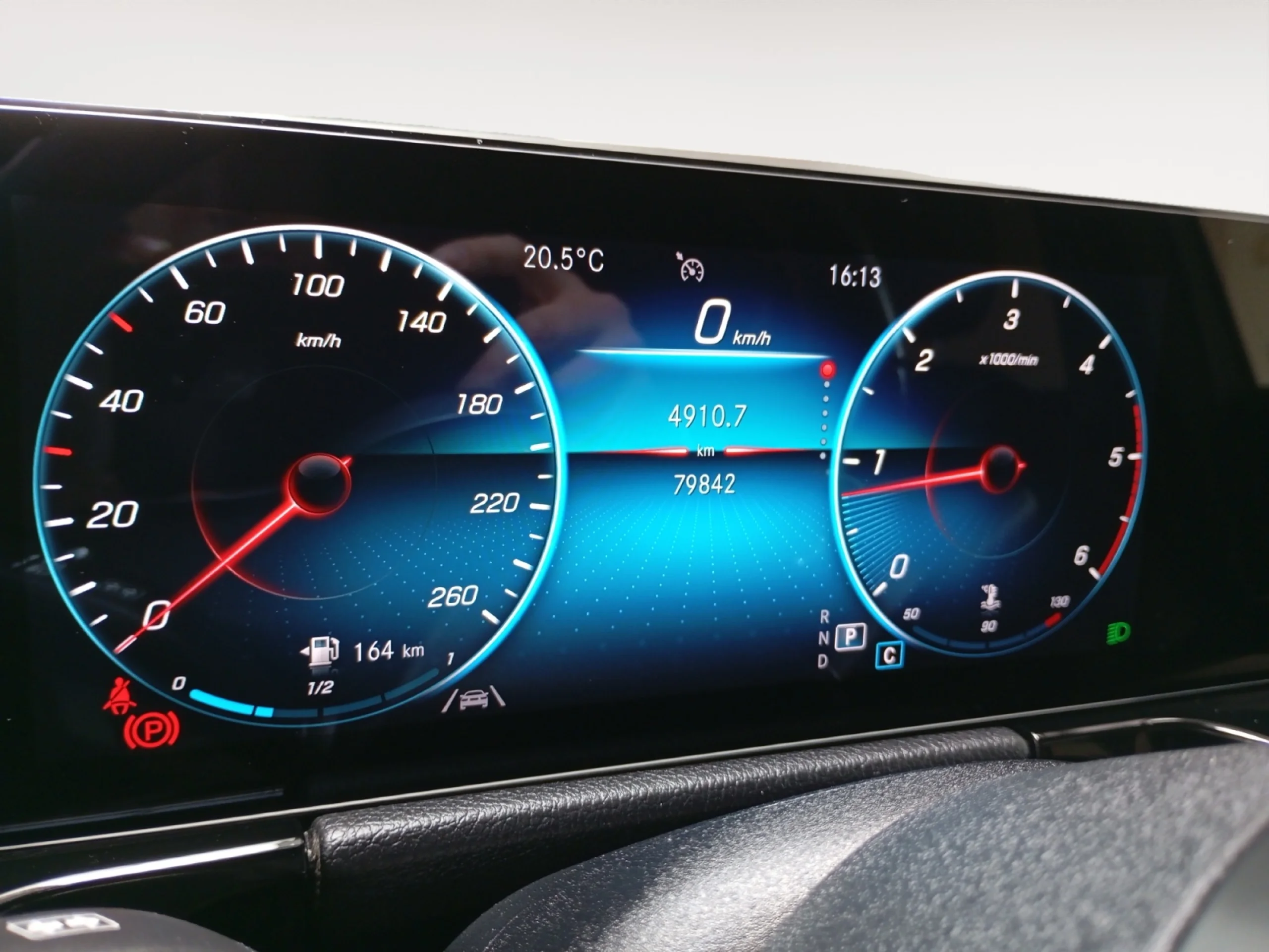 MERCEDES-BENZ GLA GLA 200 D - Foto 10