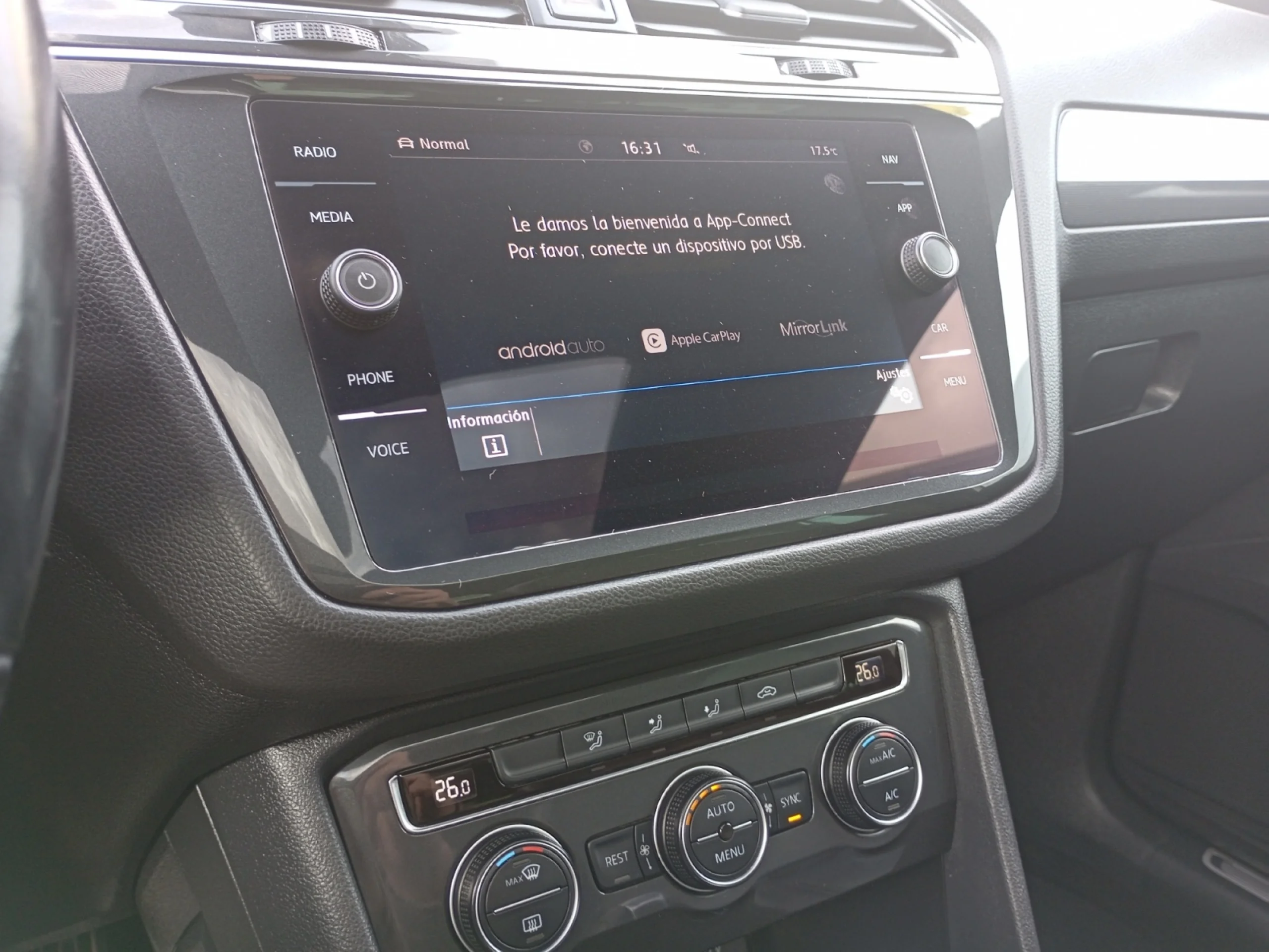 VOLKSWAGEN TIGUAN SPORT 2.0 TDI 110KW (150CV) DSG - Foto 9