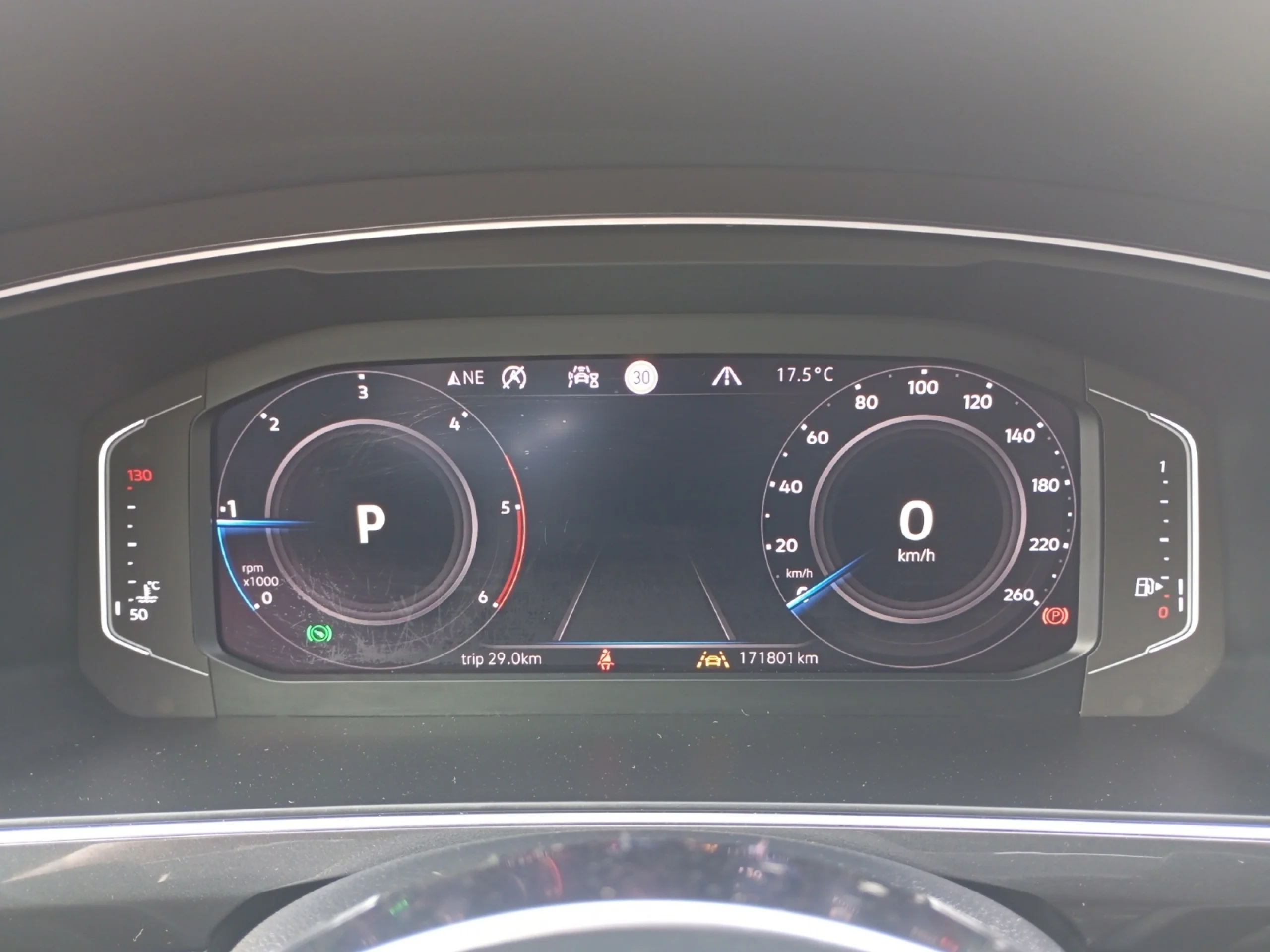 VOLKSWAGEN TIGUAN SPORT 2.0 TDI 110KW (150CV) DSG - Foto 10