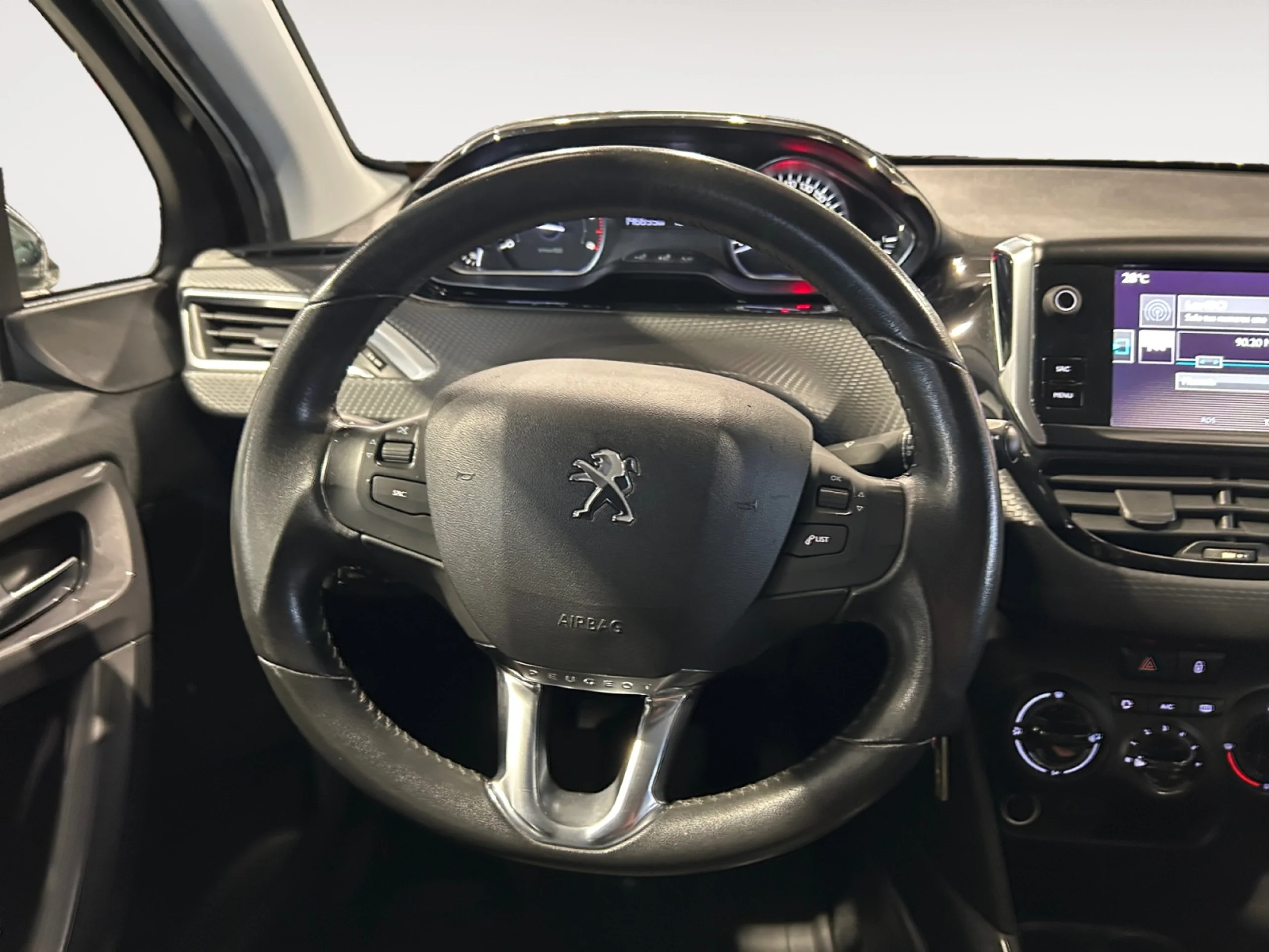 PEUGEOT 2008 ACTIVE 1.6 BLUEHDI 100 - Foto 11