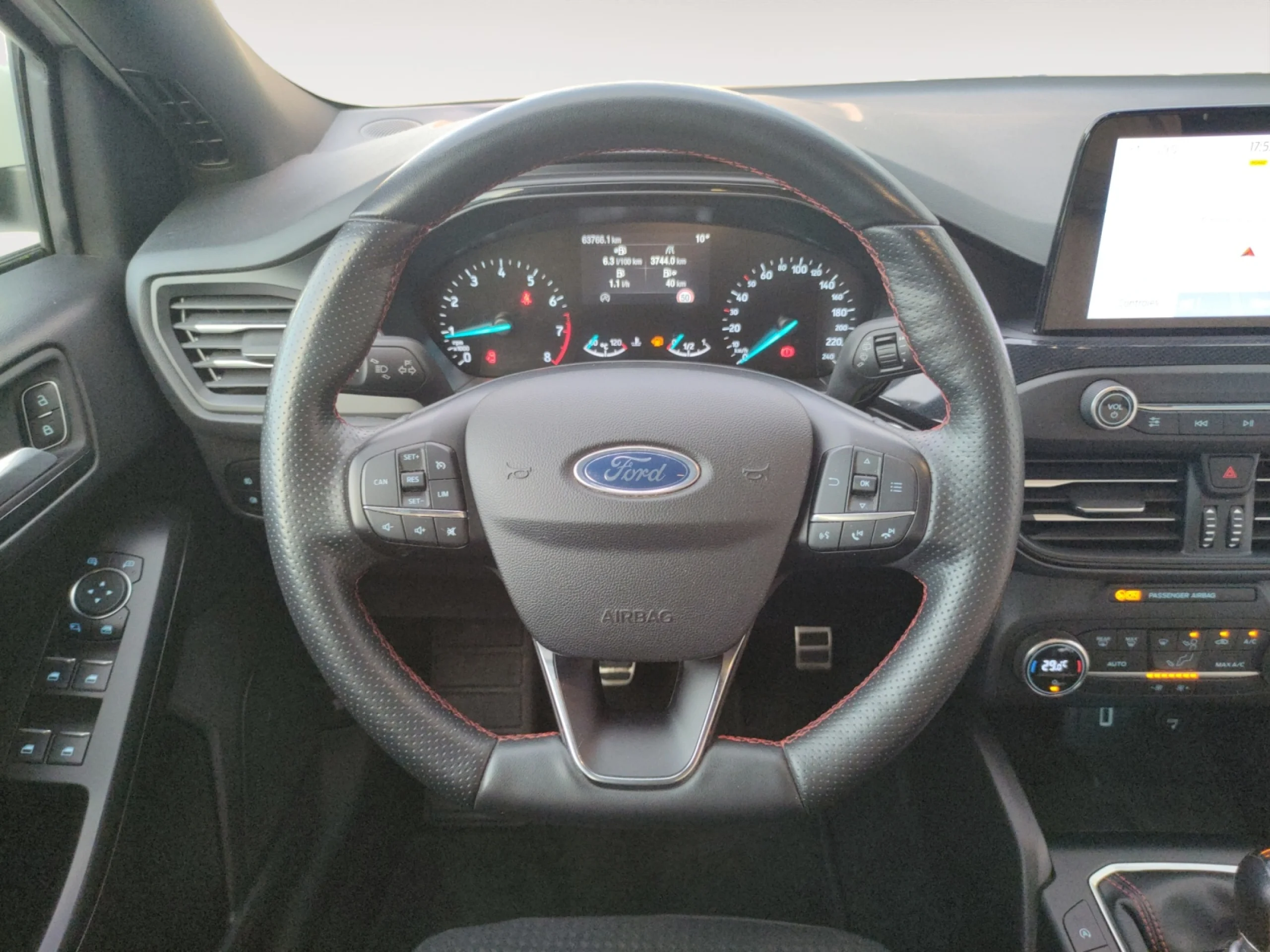 FORD FOCUS 1.0 ECOBOOST MHEV 92KW ST LINE - Foto 10