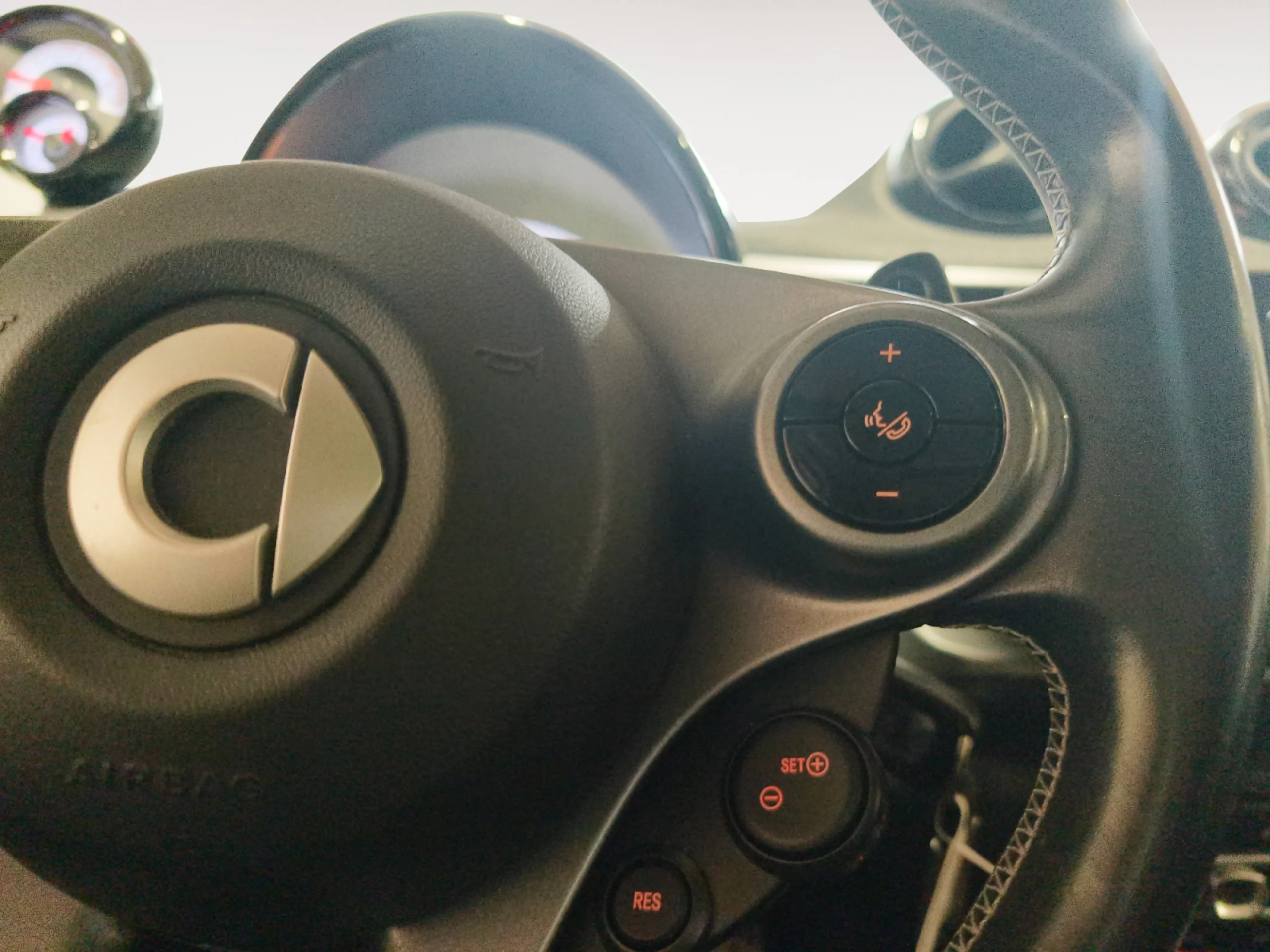 Smart FORFOUR 0.9 66KW (90CV) S/S - Foto 14