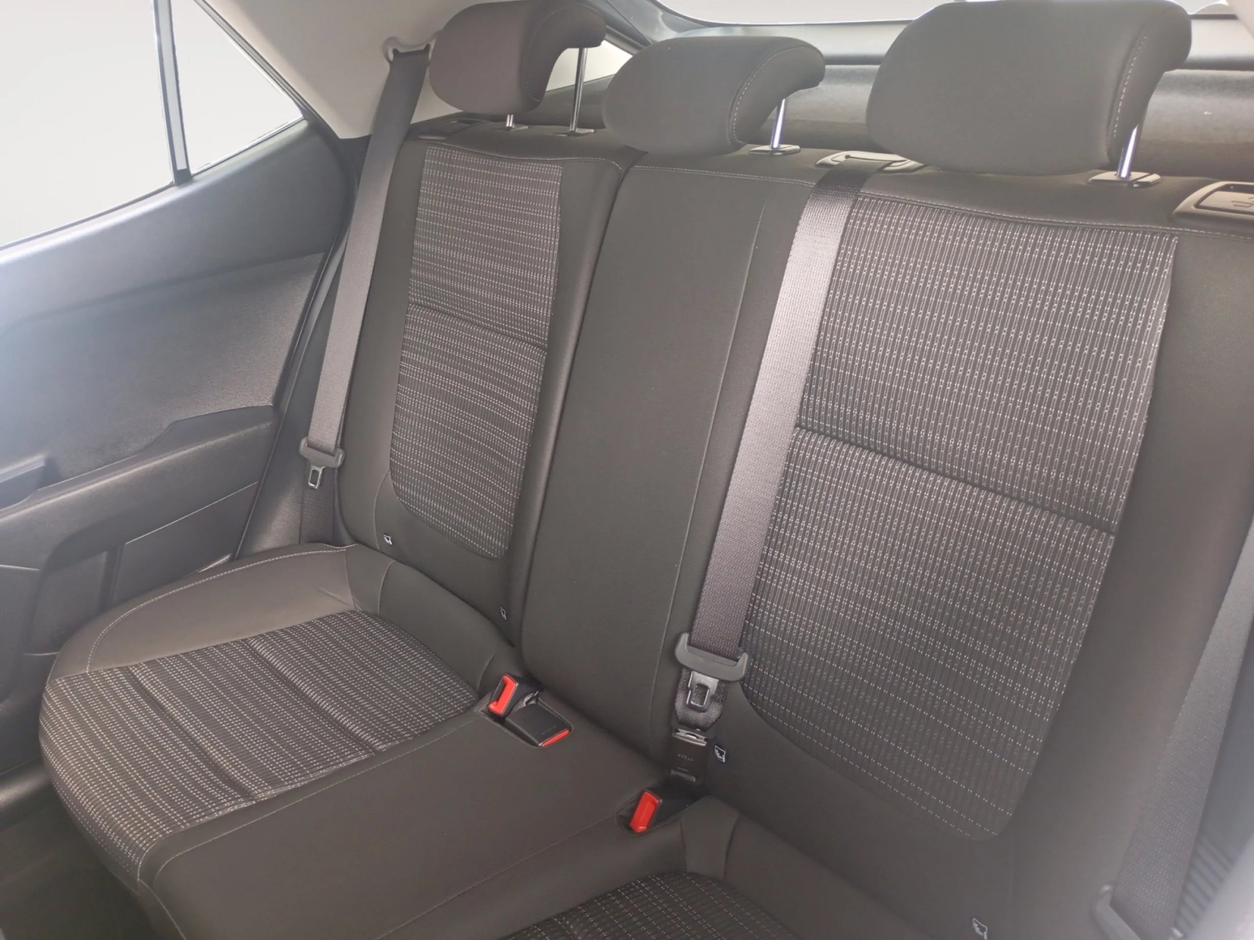 KIA STONIC 1.0 T GDI 88KW (120CV) MHEV IMT DRIVE - Foto 6