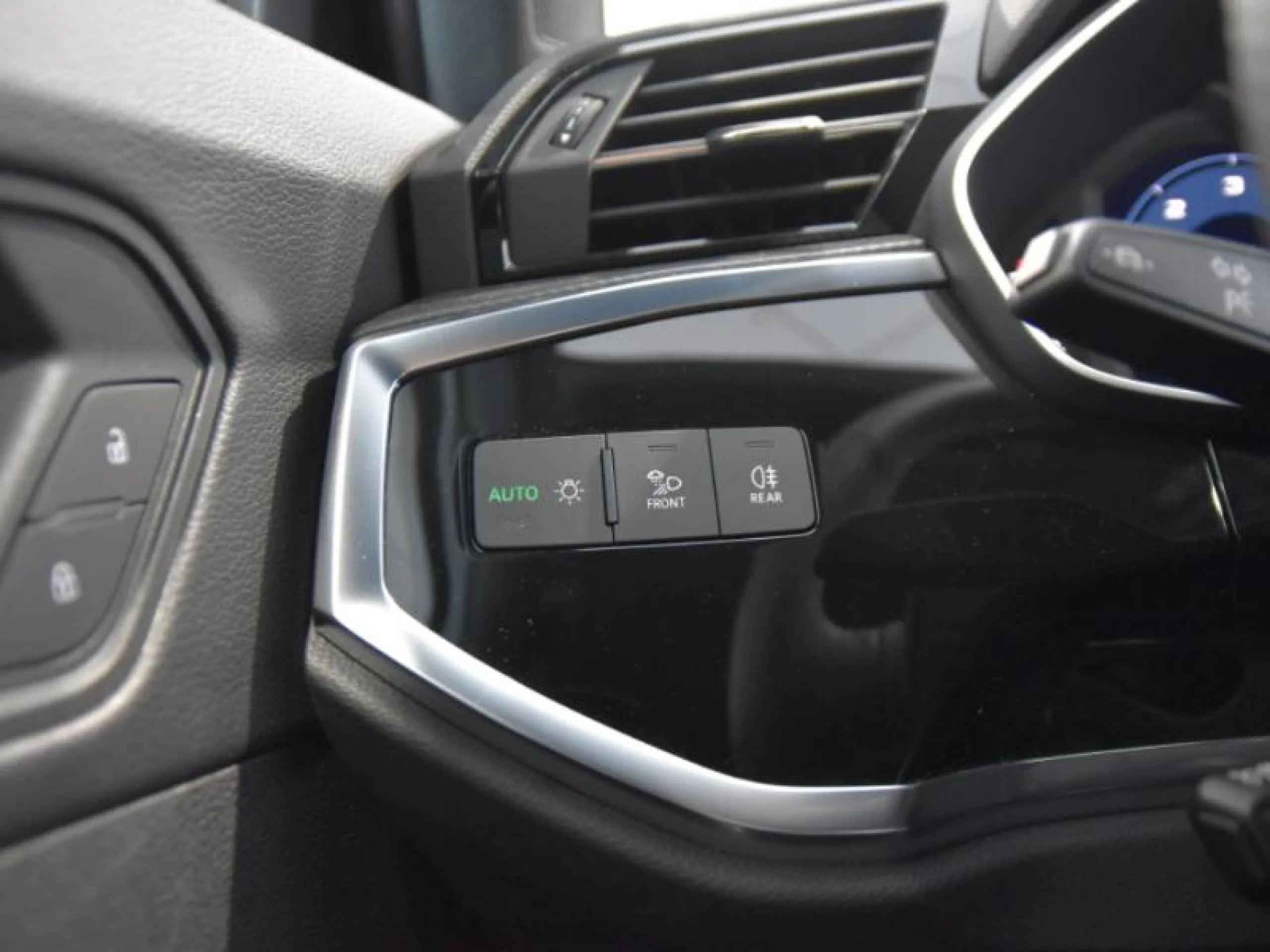 AUDI Q3 SPORTBACK BLACK LINE 35 TDI 110KW (150CV) S TRONIC - Foto 20