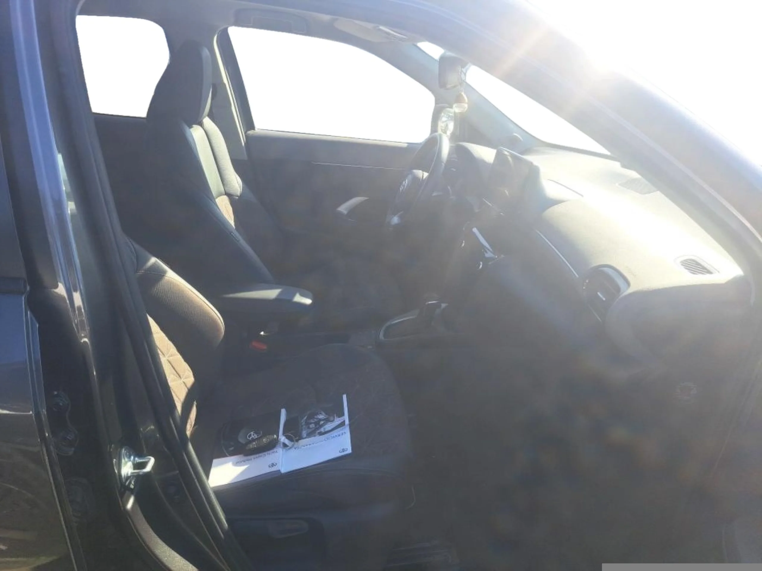 TOYOTA Yaris 1.5 120H STYLE - Foto 3