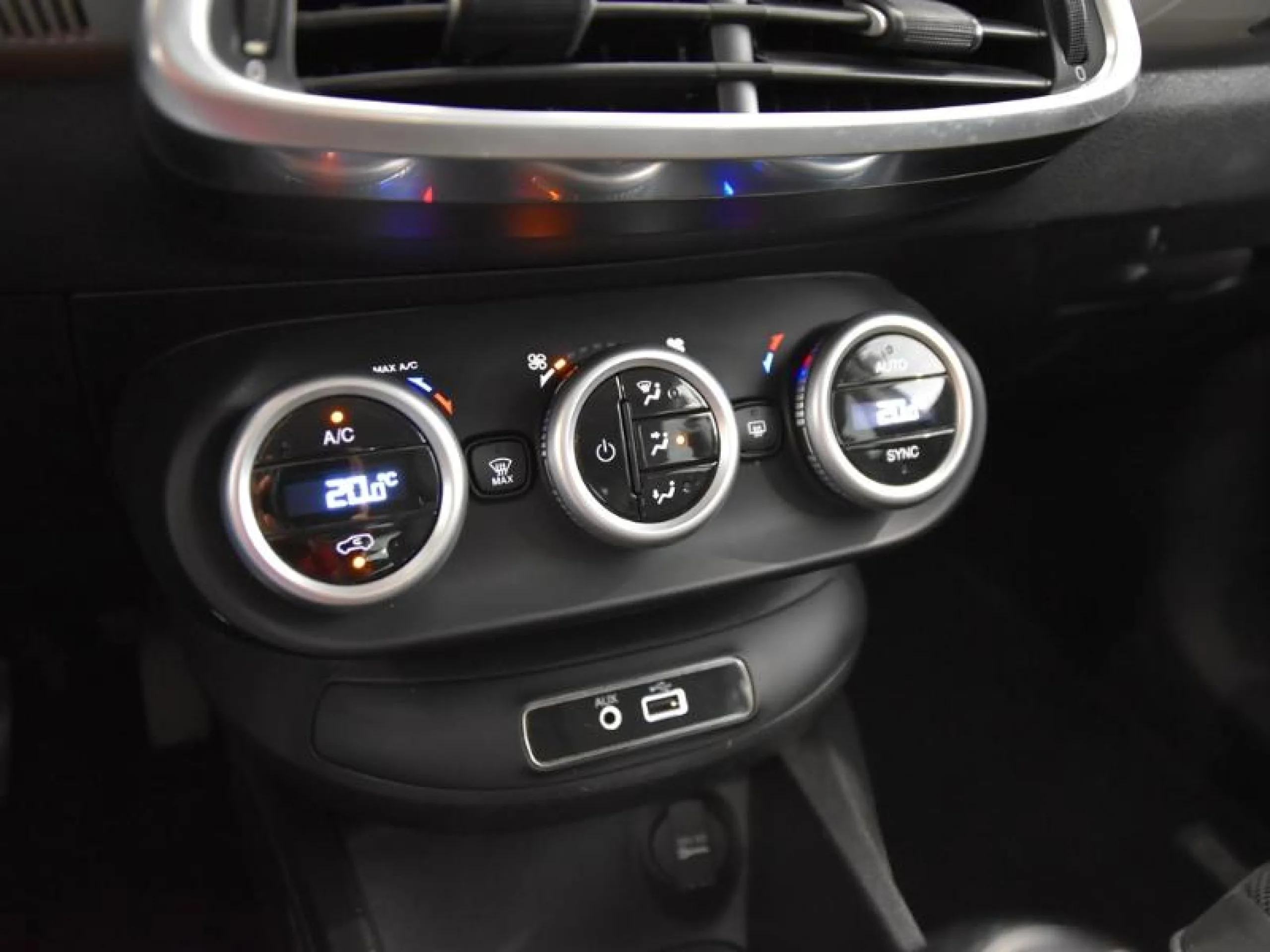 FIAT 500X LOUNGE 1.6 MULTIJET 88KW (120CV) 4X2 - Foto 11