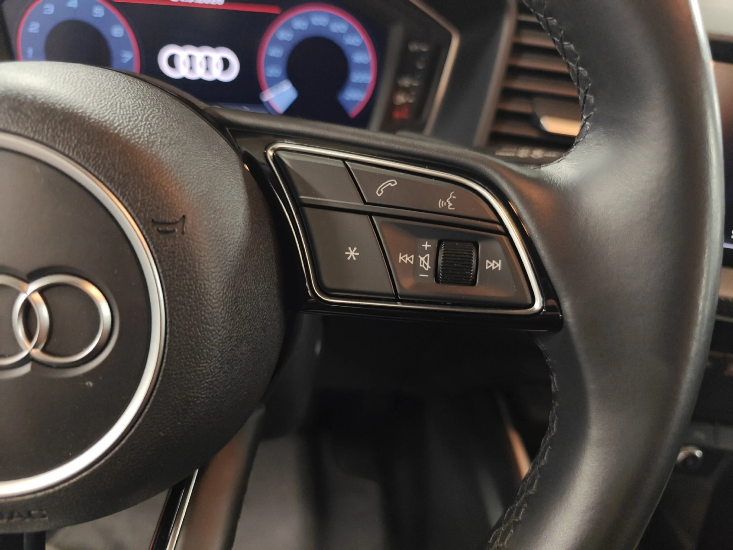 AUDI A1 SPORTBACK ADRENALIN 30 TFSI 81KW S TRON - Foto 10