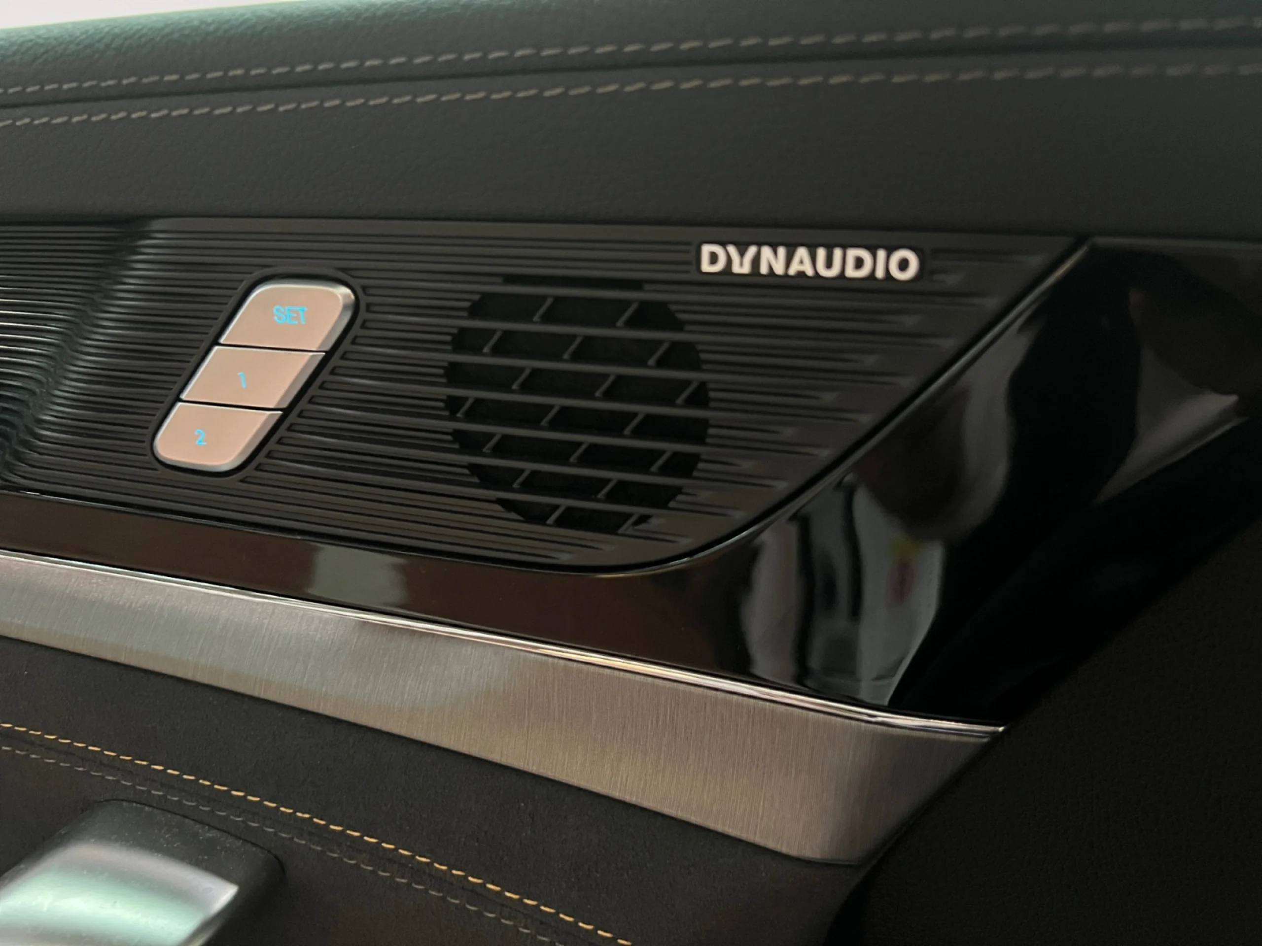 BYD TANG FLAGSHIP - Foto 14