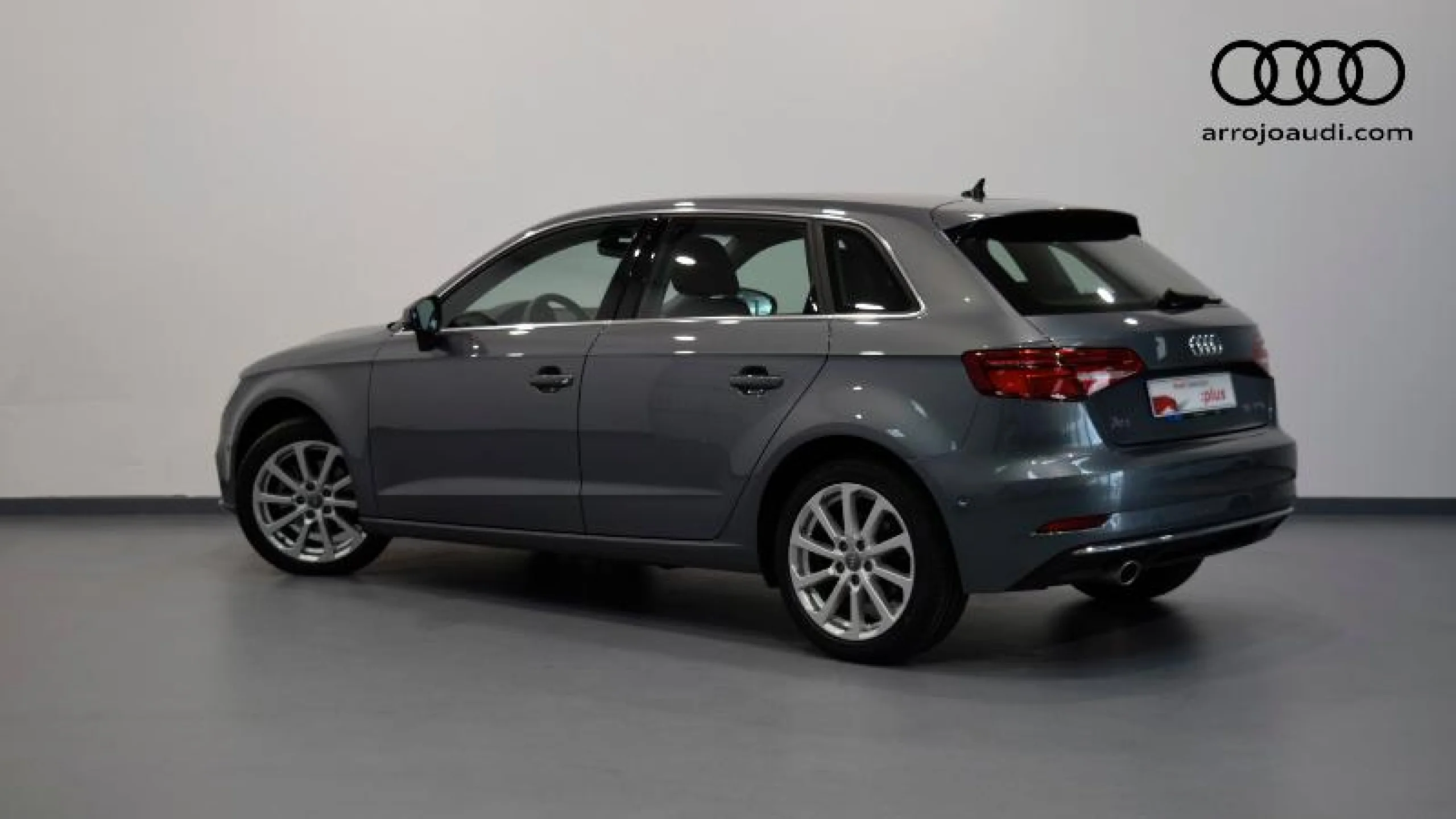 AUDI A3 DESIGN 30 TFSI 85KW S TRONIC SPORTBACK - Foto 2