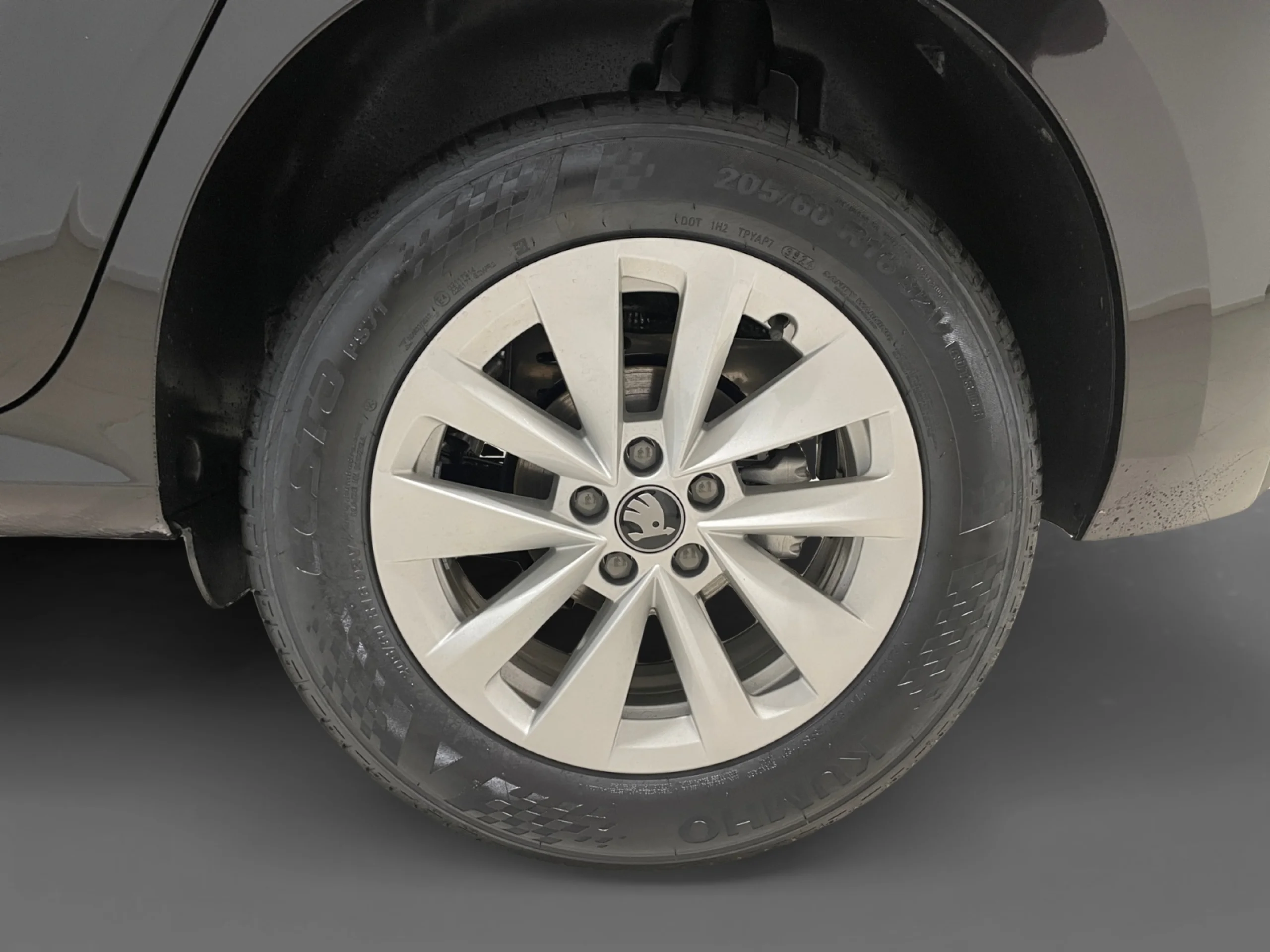 SKODA KAMIQ 1.0 TSI 85KW (115CV) DSG SELECTION - Foto 10