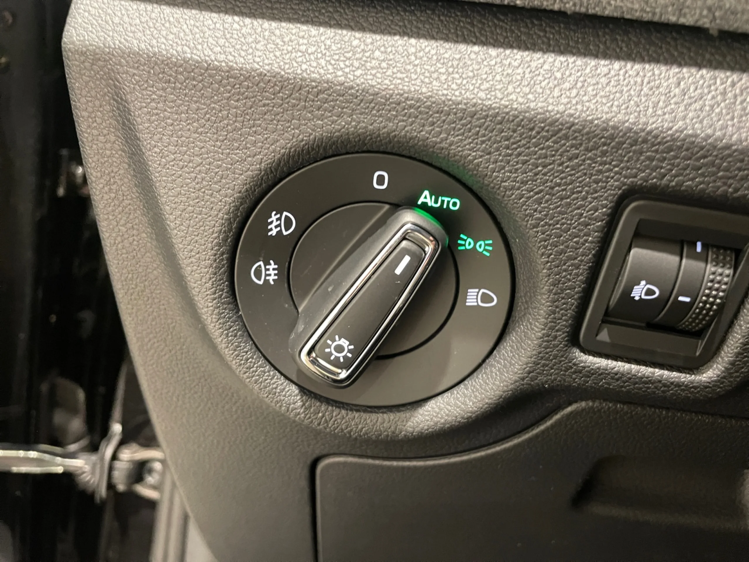 SKODA KAMIQ 1.0 TSI 85KW (115CV) DSG SELECTION - Foto 15