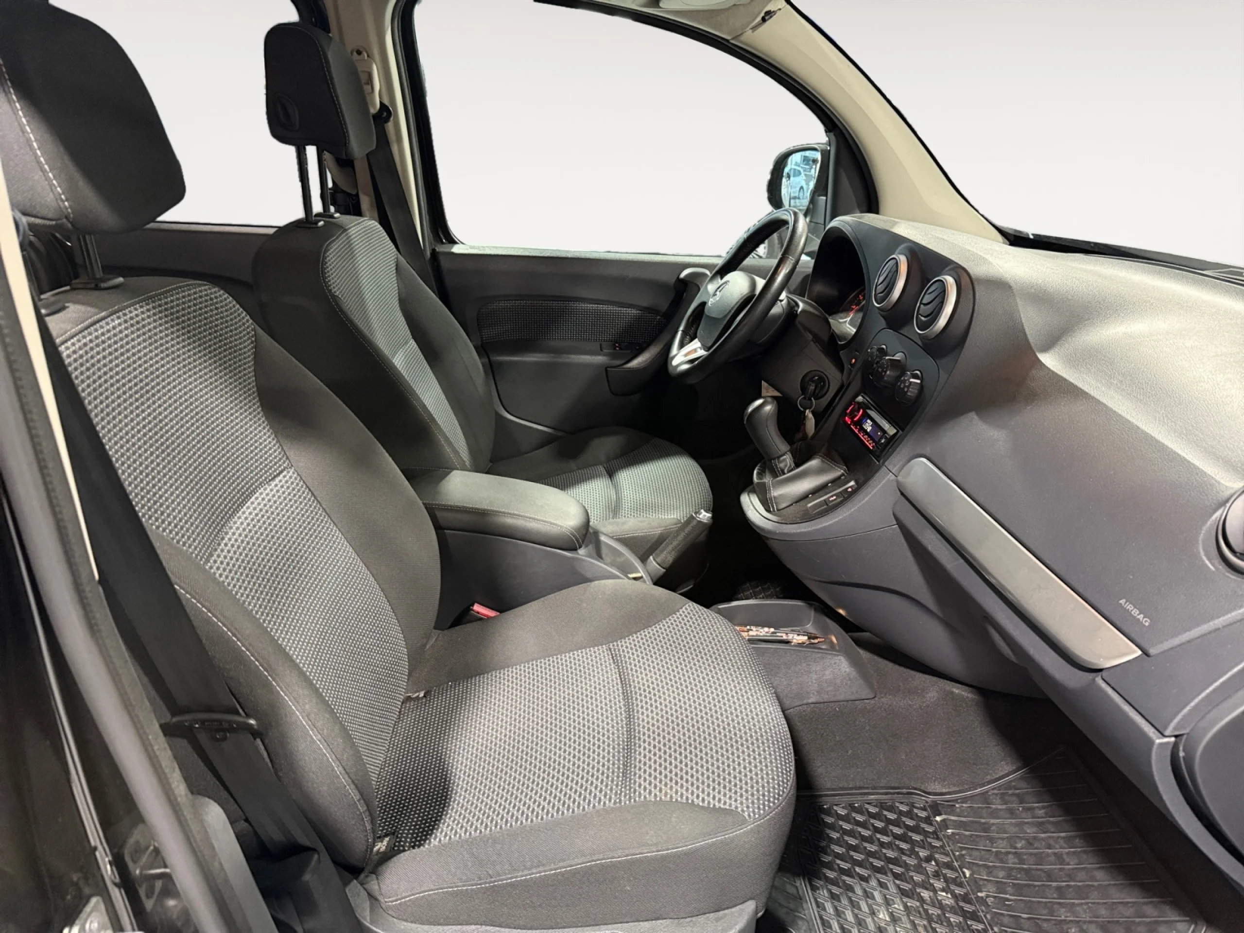 MERCEDES-BENZ Citan 109 CDI TOURER SELECT LARGO - Foto 5