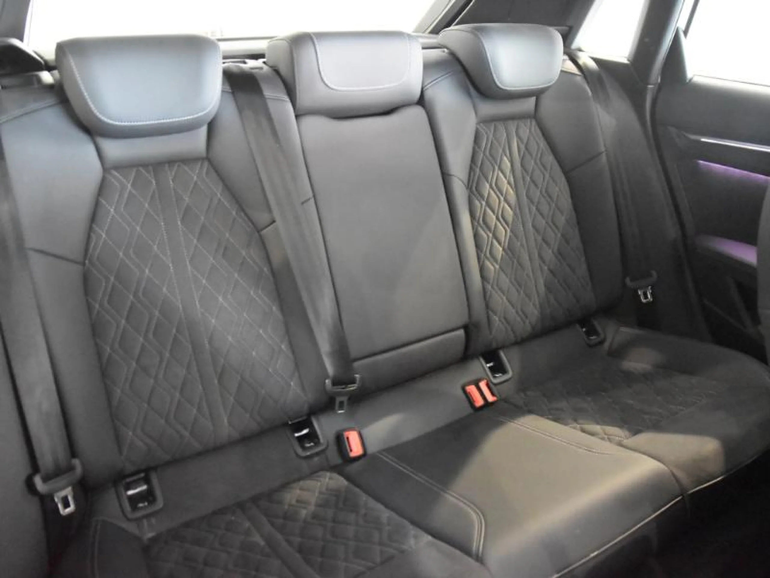 AUDI A3 SPORTBACK BLACK LINE 35 TDI 110KW S TRON - Foto 5