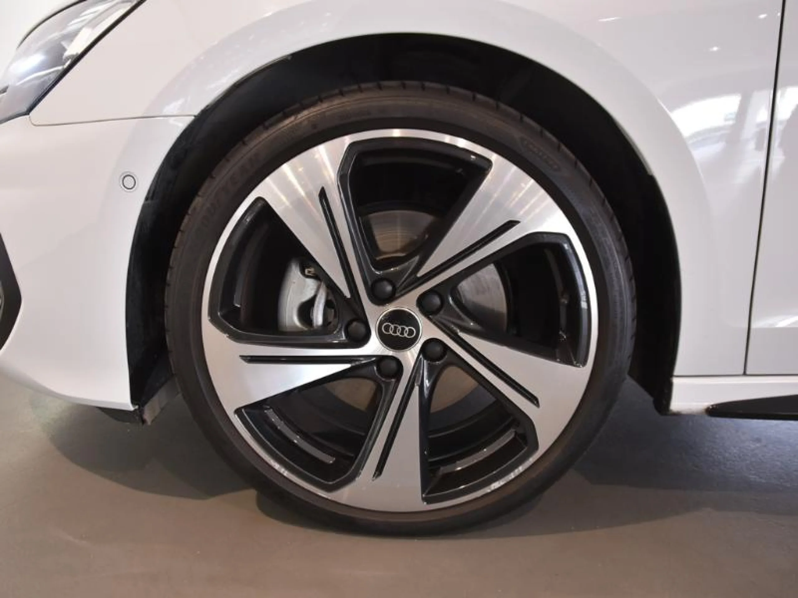 AUDI A3 SPORTBACK BLACK LINE 35 TDI 110KW S TRON - Foto 8