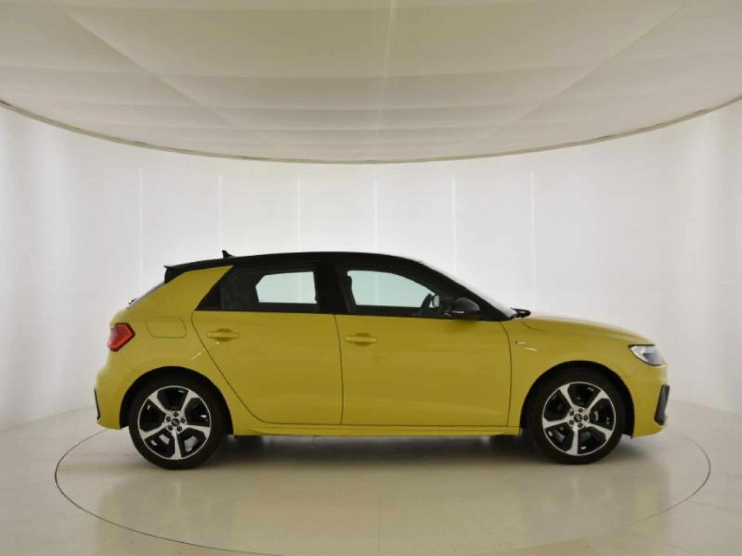 AUDI A1 SPORTBACK ADRENALIN 25 TFSI 70KW (95CV) - Foto 3