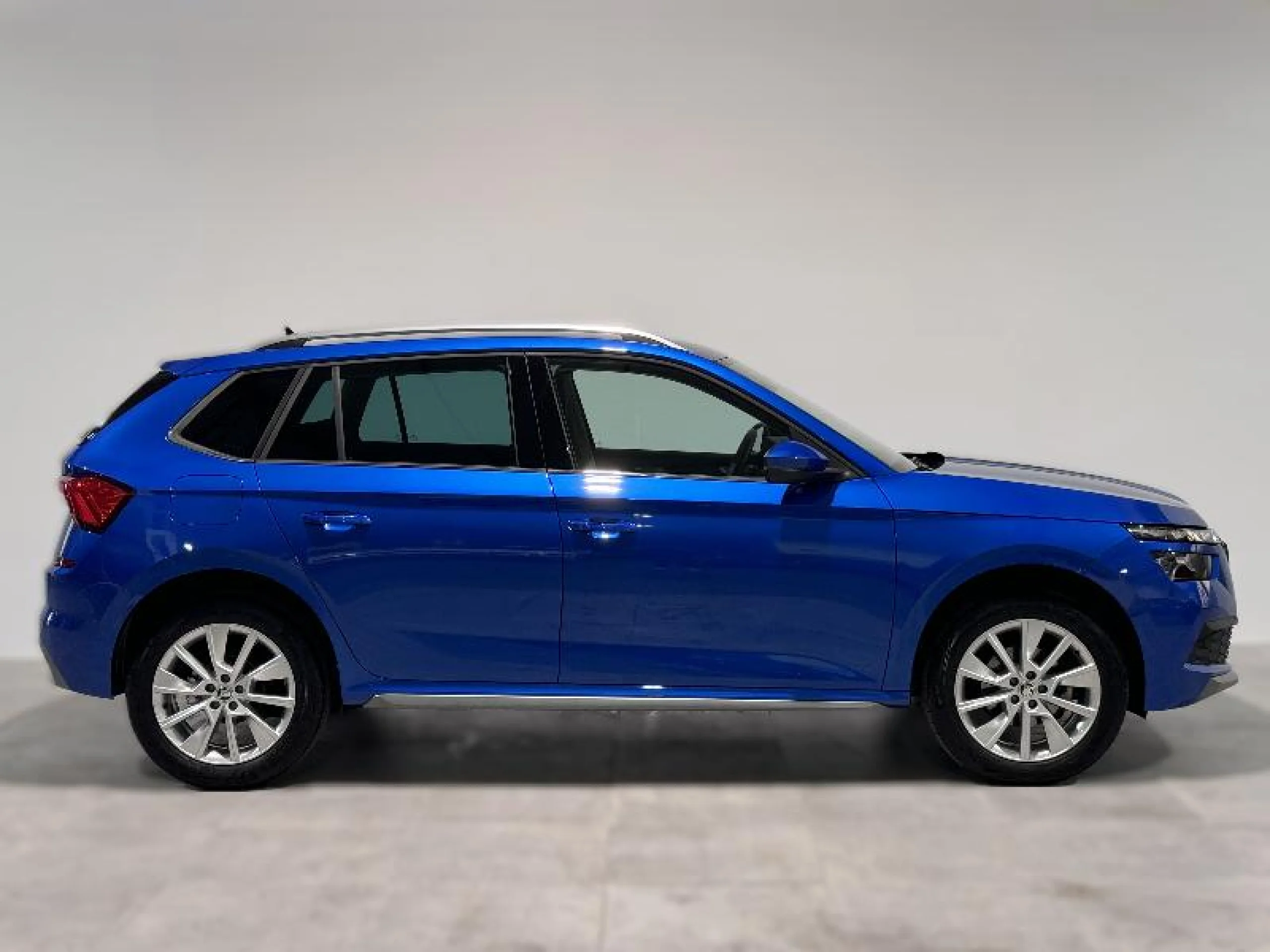 SKODA KAMIQ 1.0 TSI 81KW (110CV) DSG STYLE - Foto 3