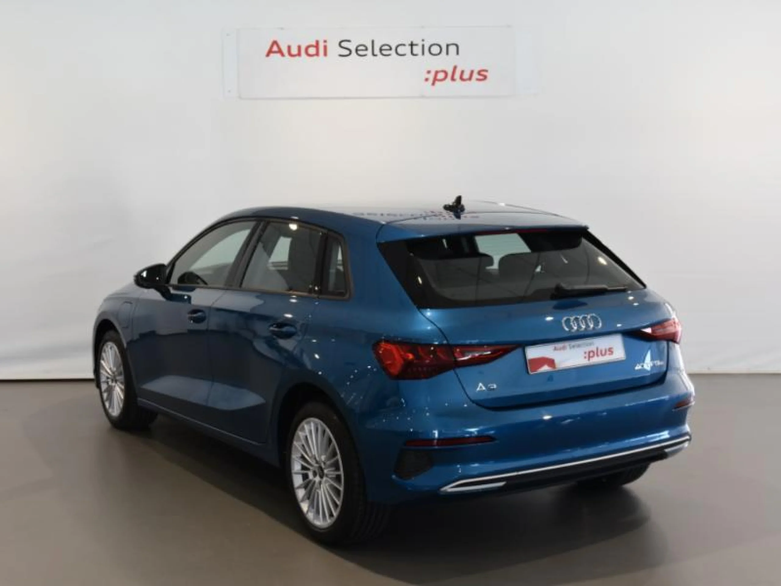 AUDI A3 SPORTBACK ADVANCED 40 TFSI E 150KW S TRO - Foto 2